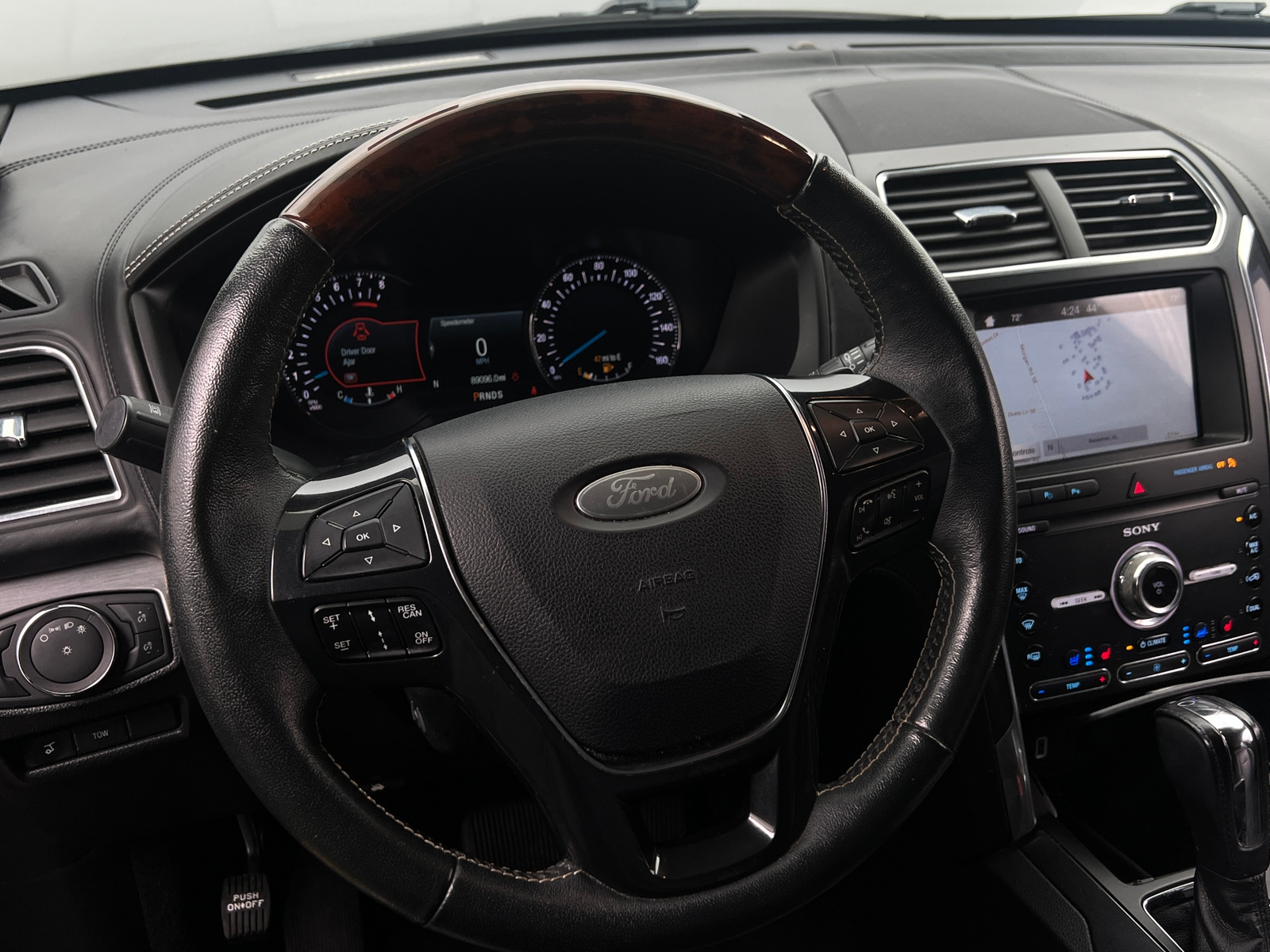 Thumbnail: 2019 Ford Explorer - 4