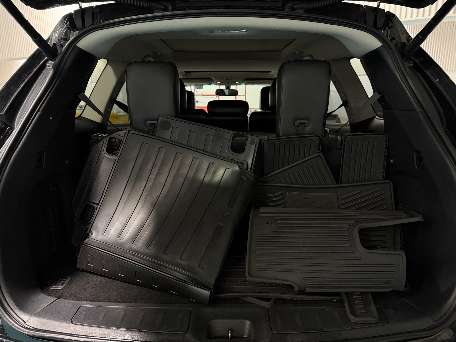 Thumbnail: 2014 Nissan Pathfinder - 7