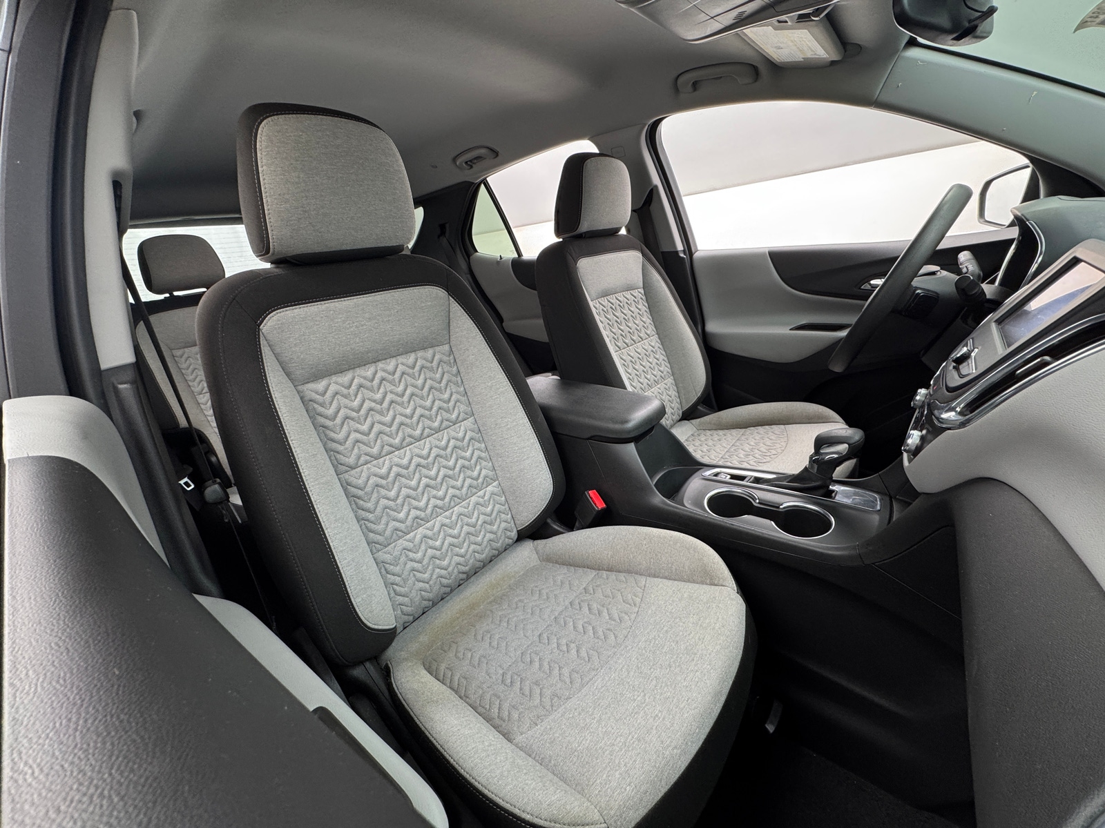 Thumbnail: 2023 Chevrolet Equinox - 2