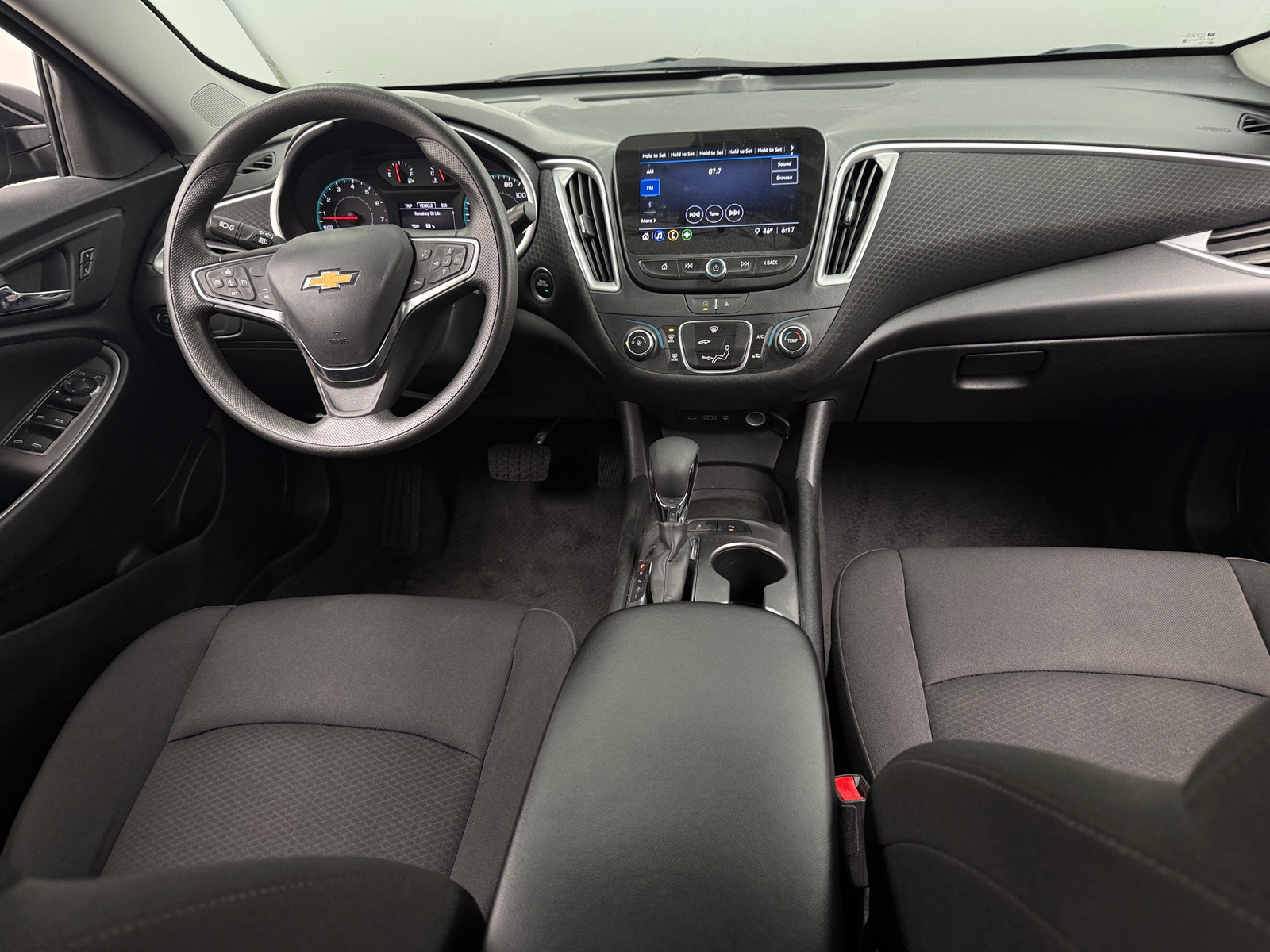 Thumbnail: 2024 Chevrolet Malibu - 3