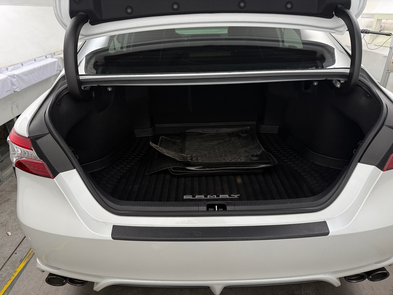 Thumbnail: 2020 Toyota Camry - 6