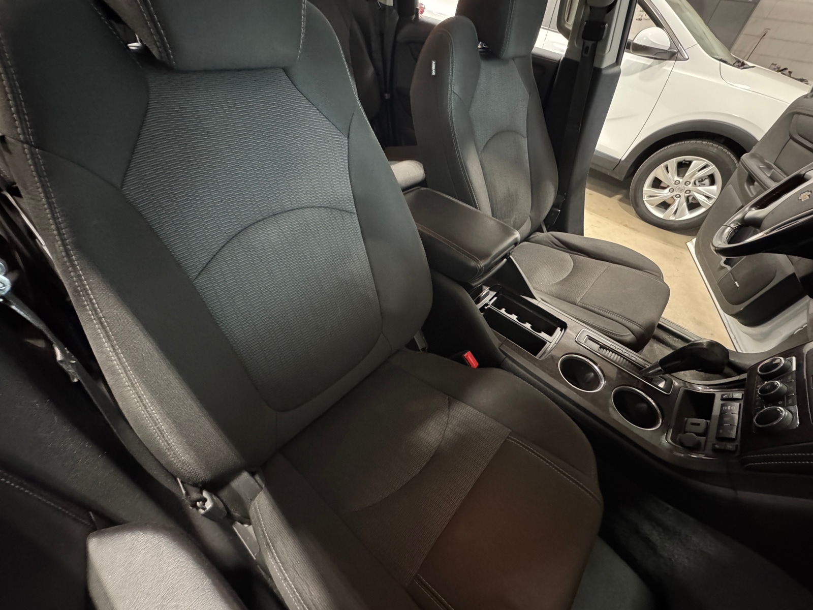 Thumbnail: 2017 Chevrolet Traverse - 2