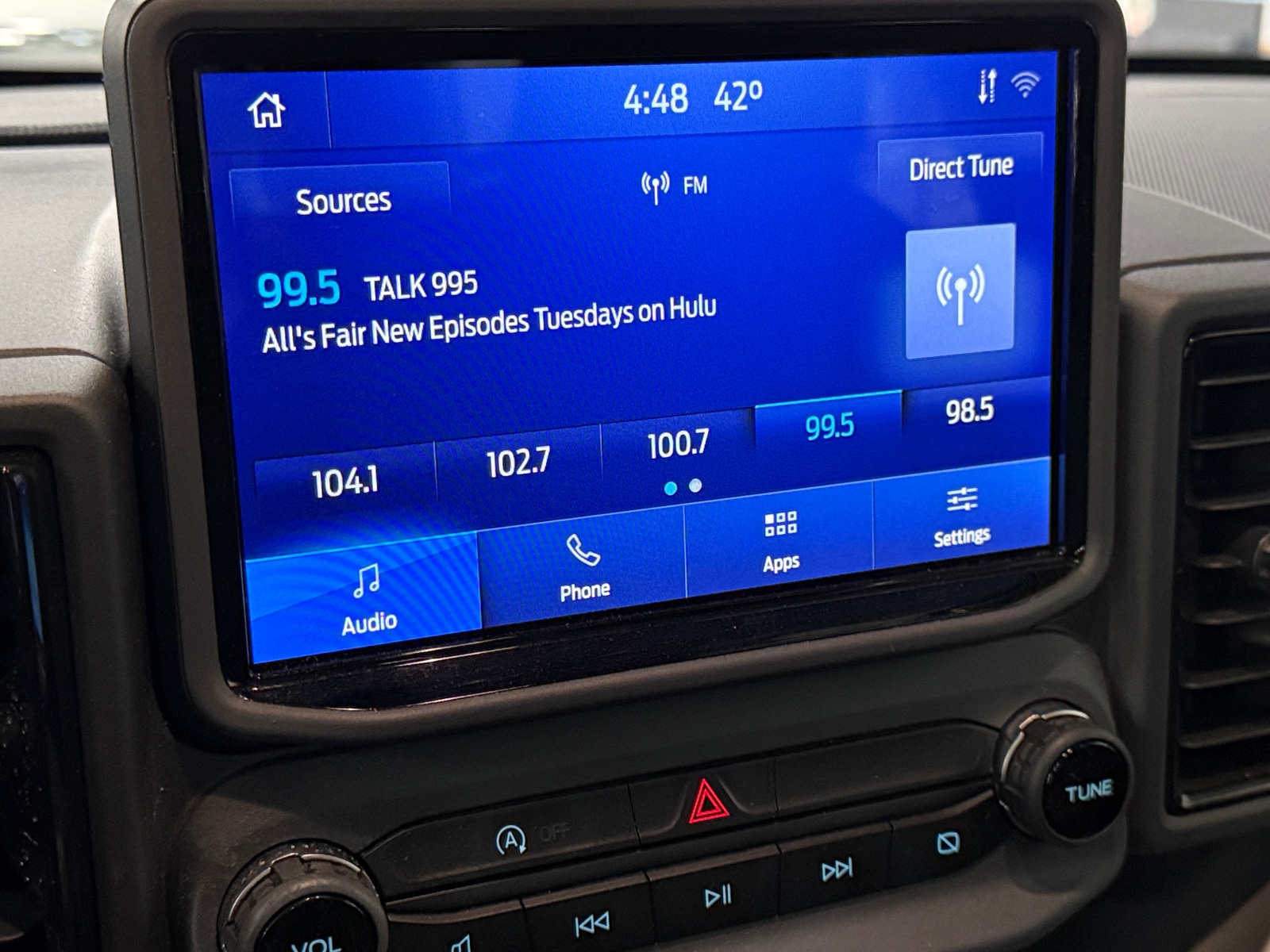 Thumbnail: 2021 Ford Bronco Sport - 4