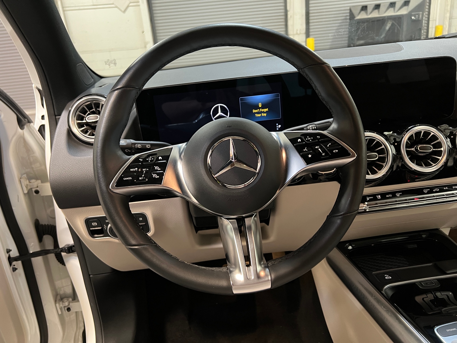 Thumbnail: 2025 Mercedes-Benz GLA - 4