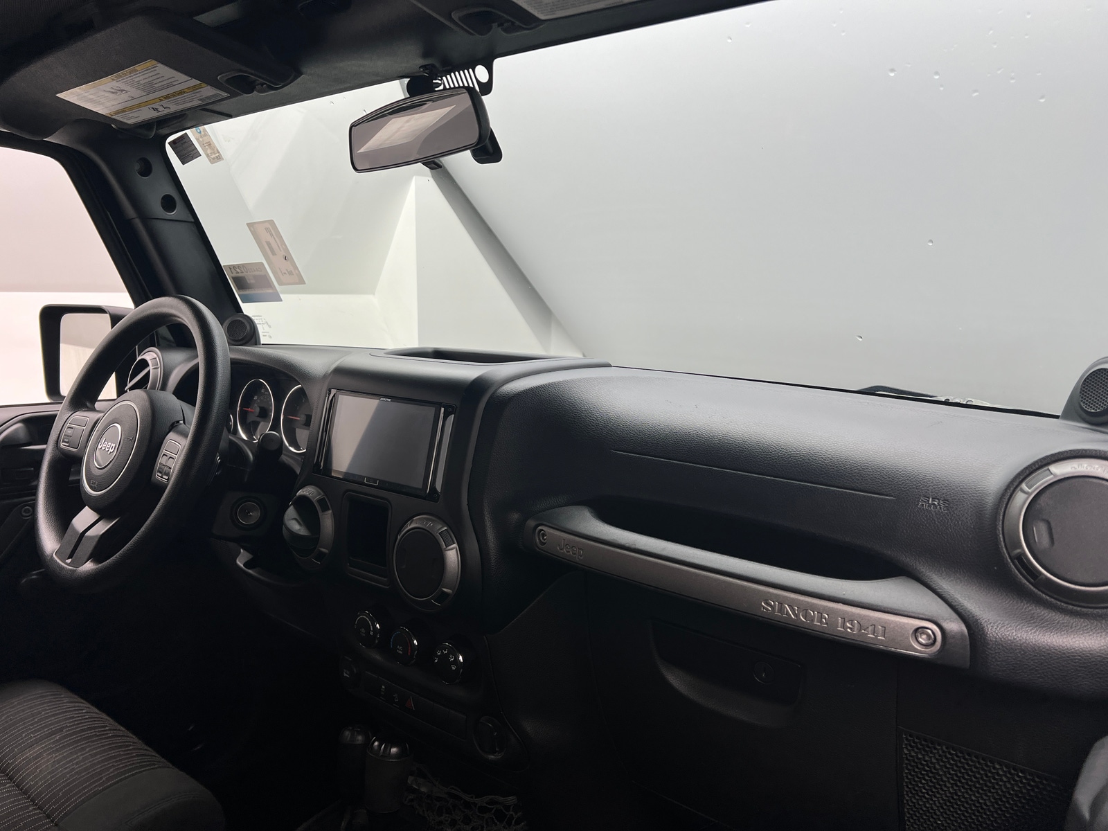 Thumbnail: 2012 Jeep Wrangler - 3