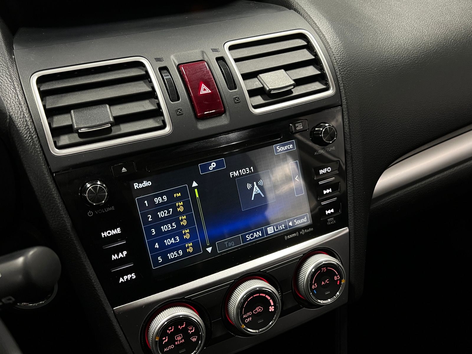 Thumbnail: 2015 Subaru XV Crosstrek - 3