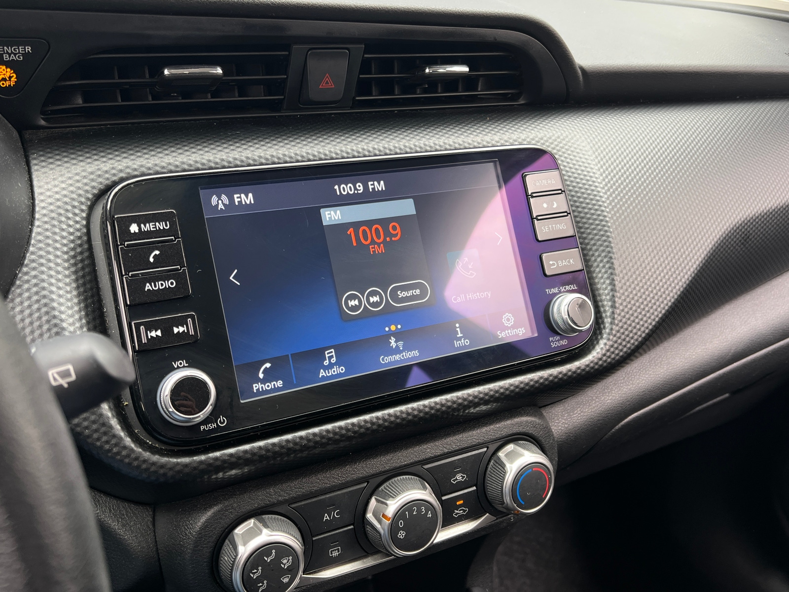 Thumbnail: 2024 Nissan Kicks - 4