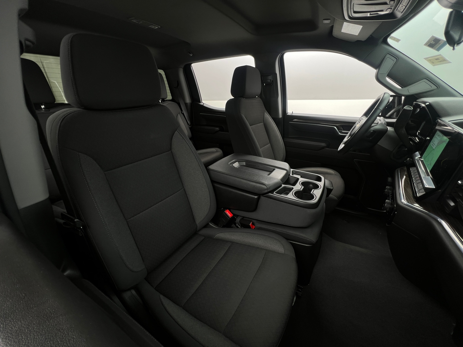 Thumbnail: 2025 Chevrolet Silverado 1500 - 2