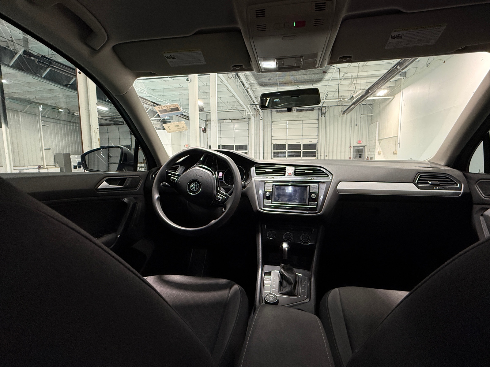 Thumbnail: 2020 Volkswagen Tiguan - 3