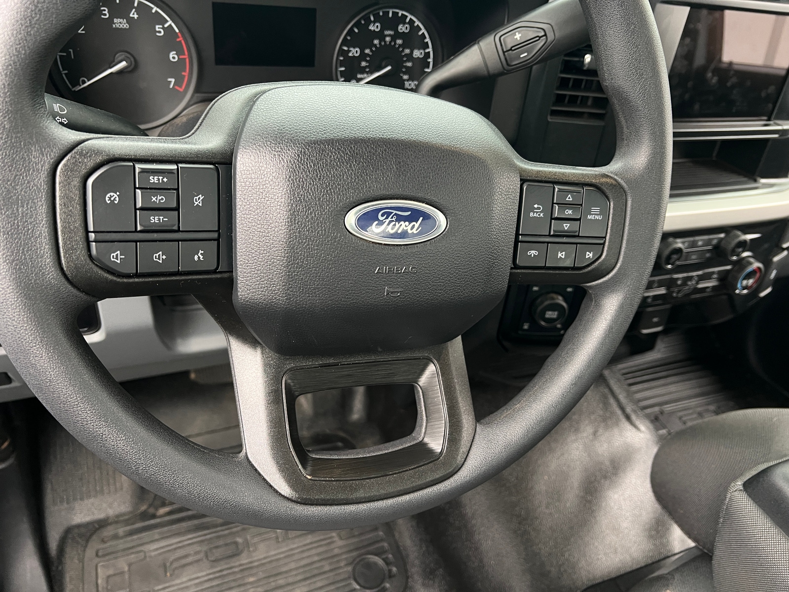 Thumbnail: 2024 Ford Econoline - 5