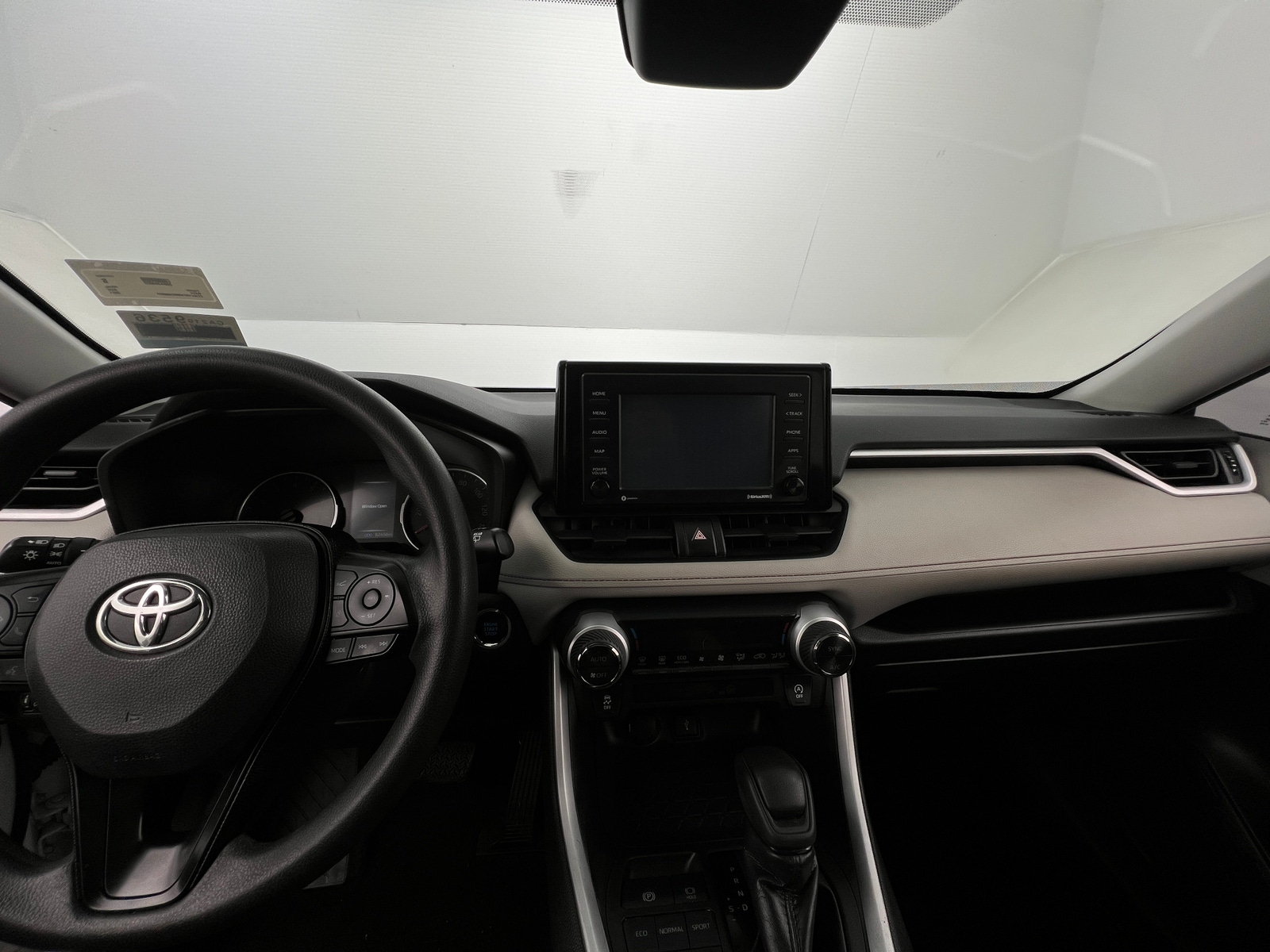 Thumbnail: 2021 Toyota RAV4 - 3