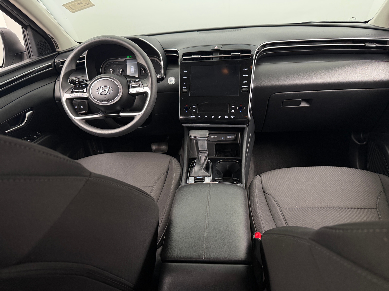 Thumbnail: 2024 Hyundai Tucson - 3