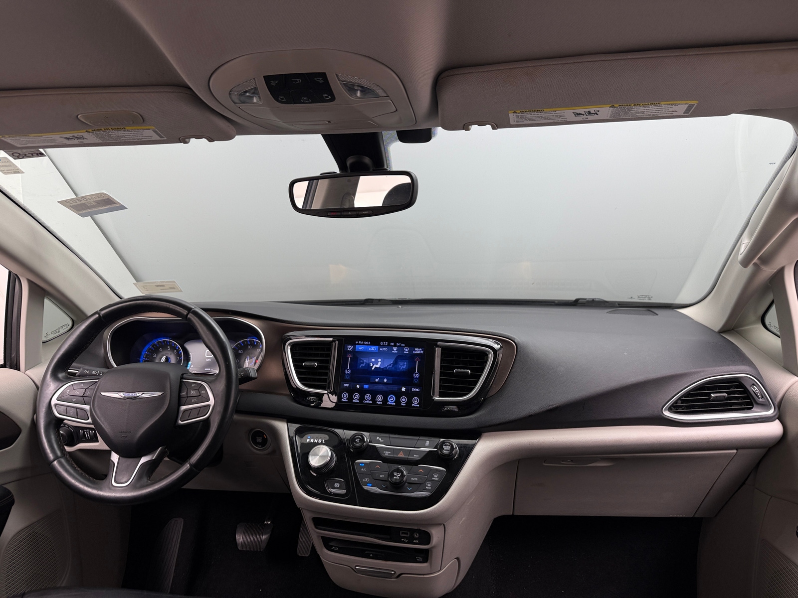 Thumbnail: 2017 Chrysler Pacifica - 2