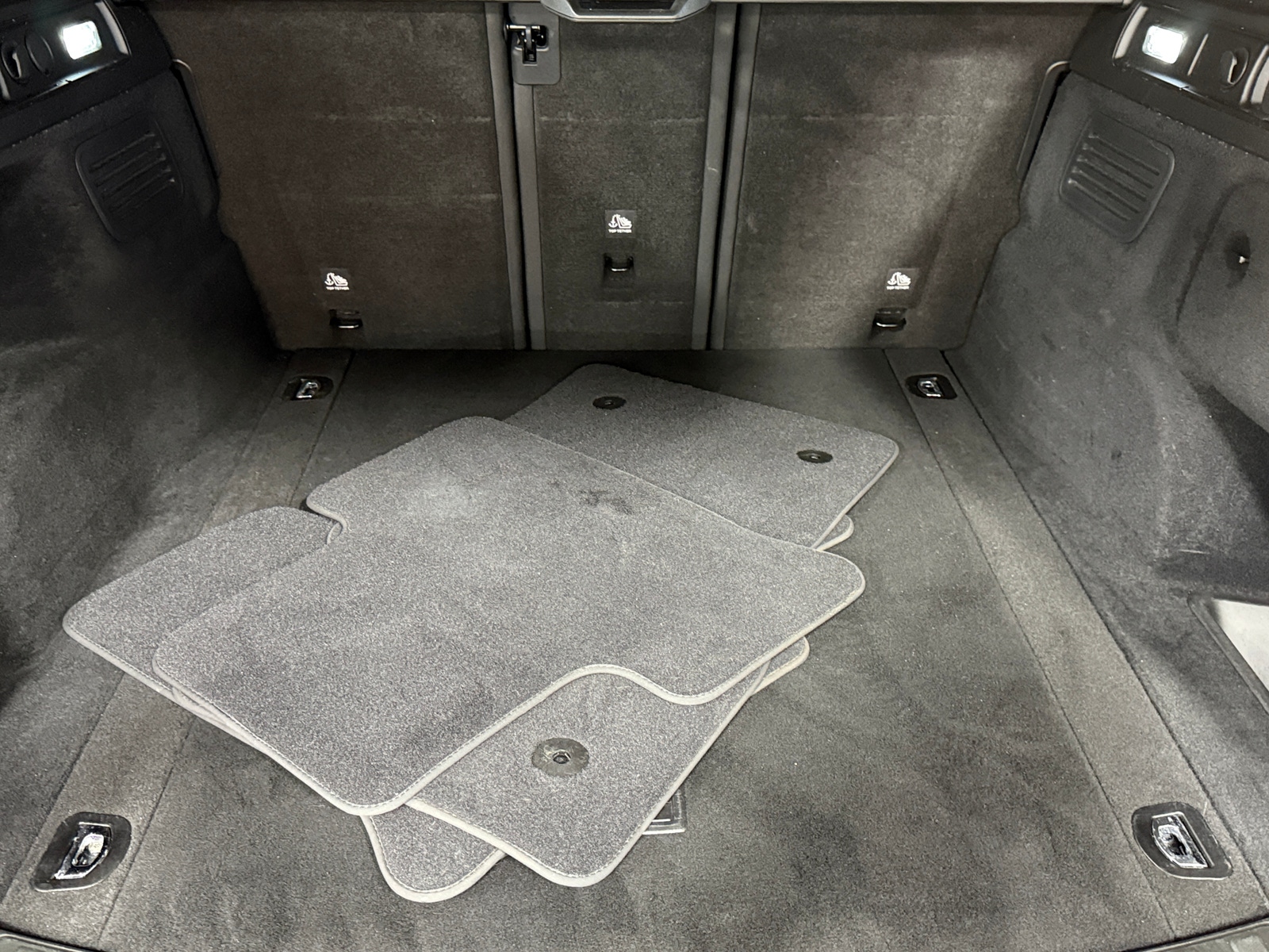 Thumbnail: 2022 Alfa Romeo Stelvio - 6