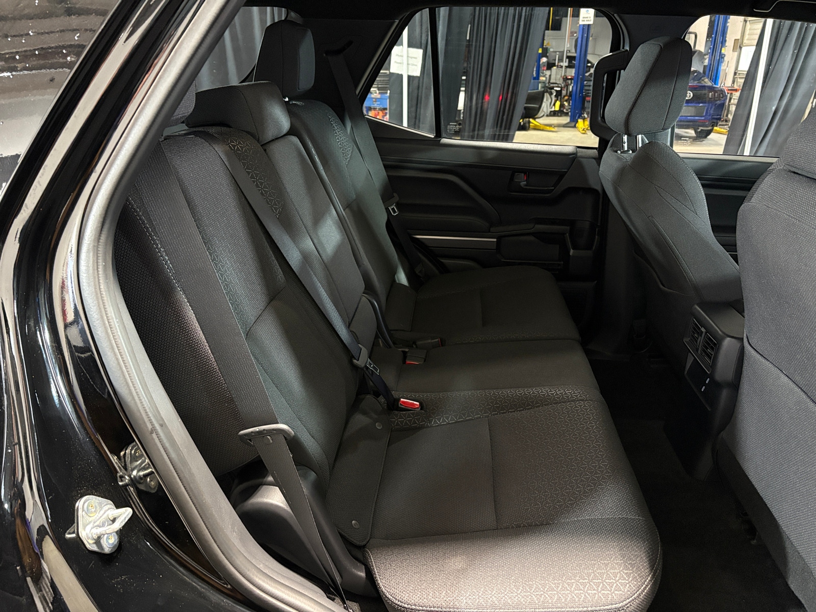 Thumbnail: 2025 Toyota 4Runner - 6