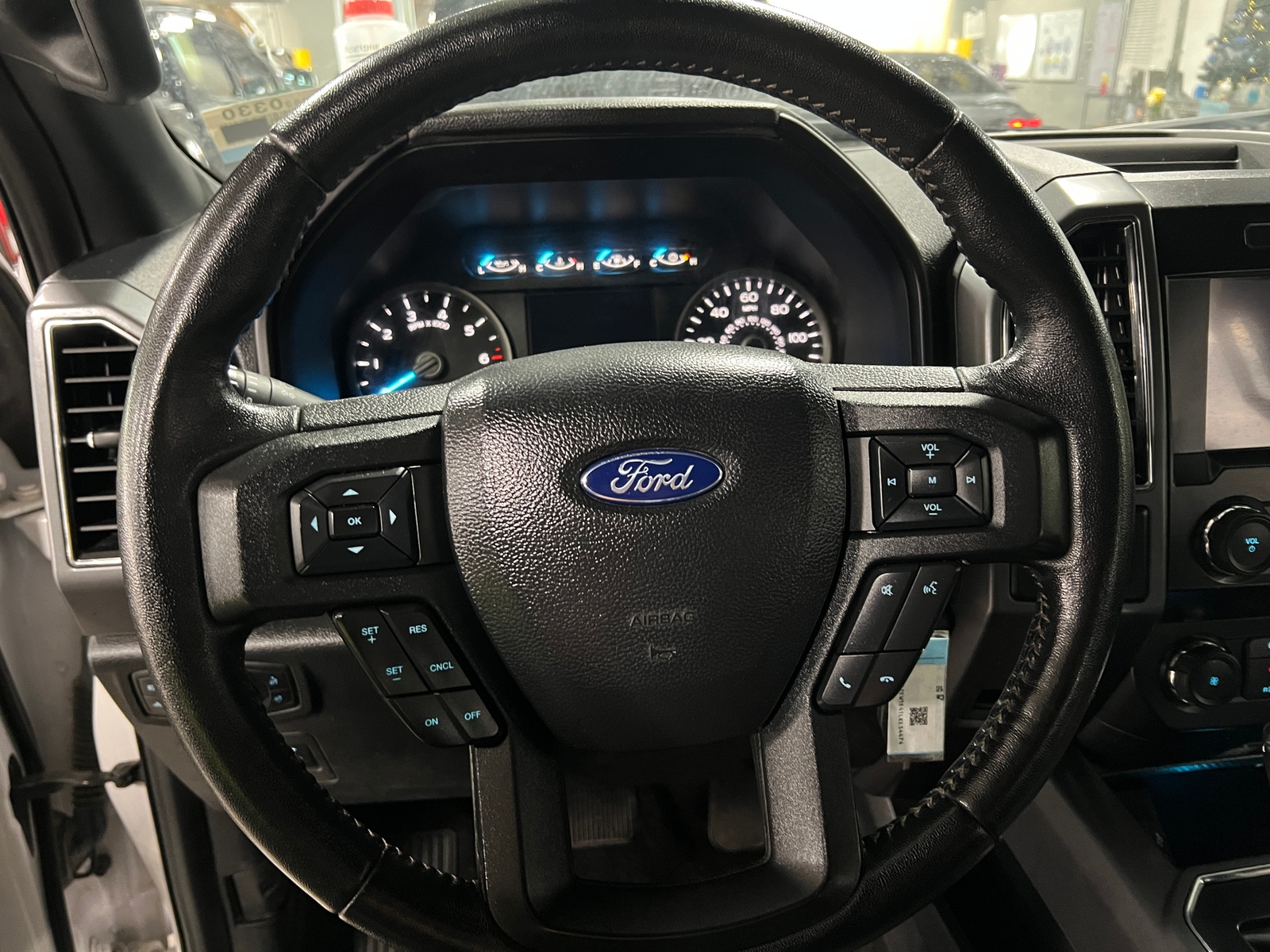 Thumbnail: 2020 Ford Econoline - 5