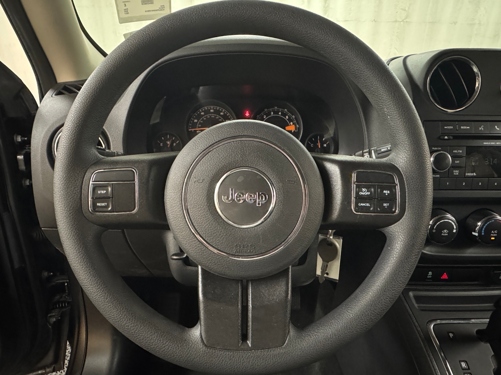 Thumbnail: 2017 Jeep Patriot - 5