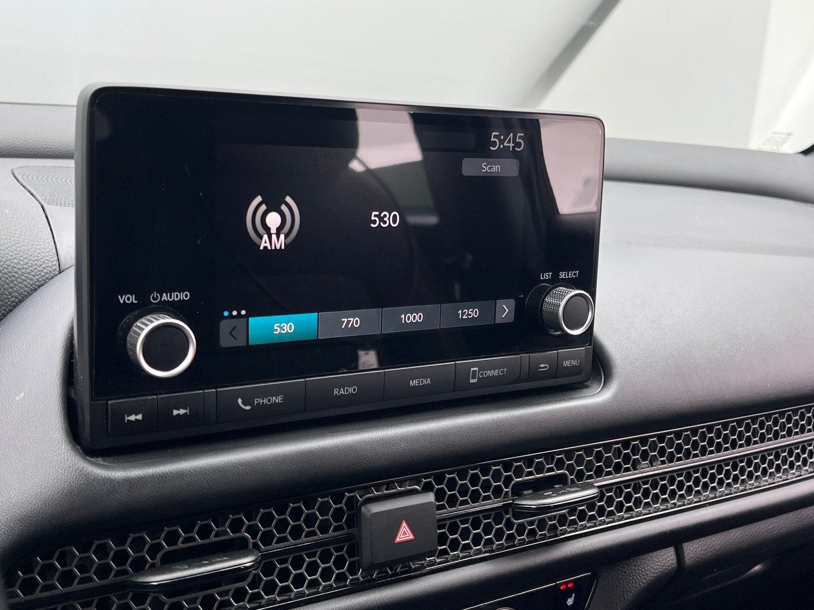 Thumbnail: 2023 Honda HR-V - 4