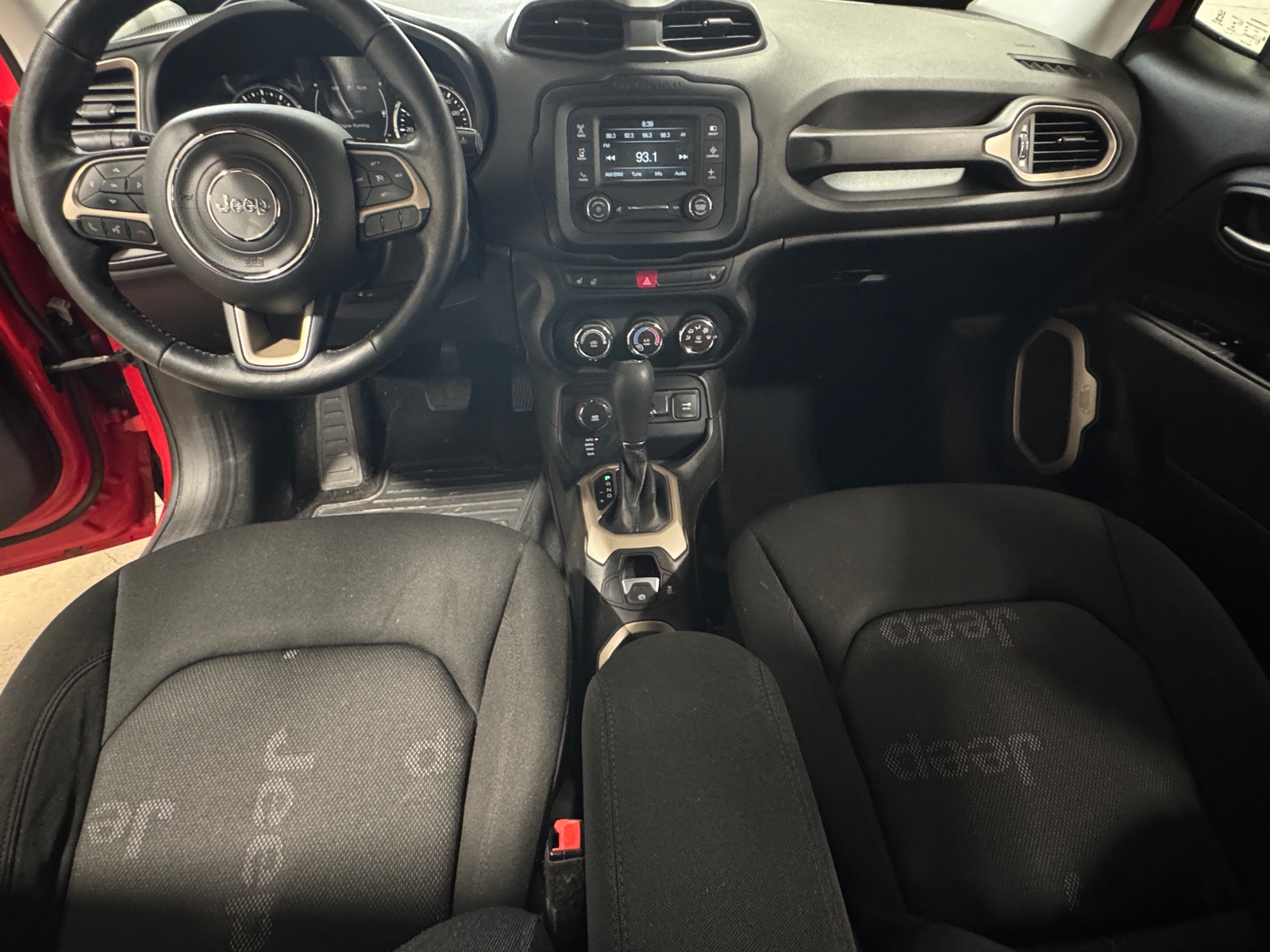 Thumbnail: 2016 Jeep Renegade - 3