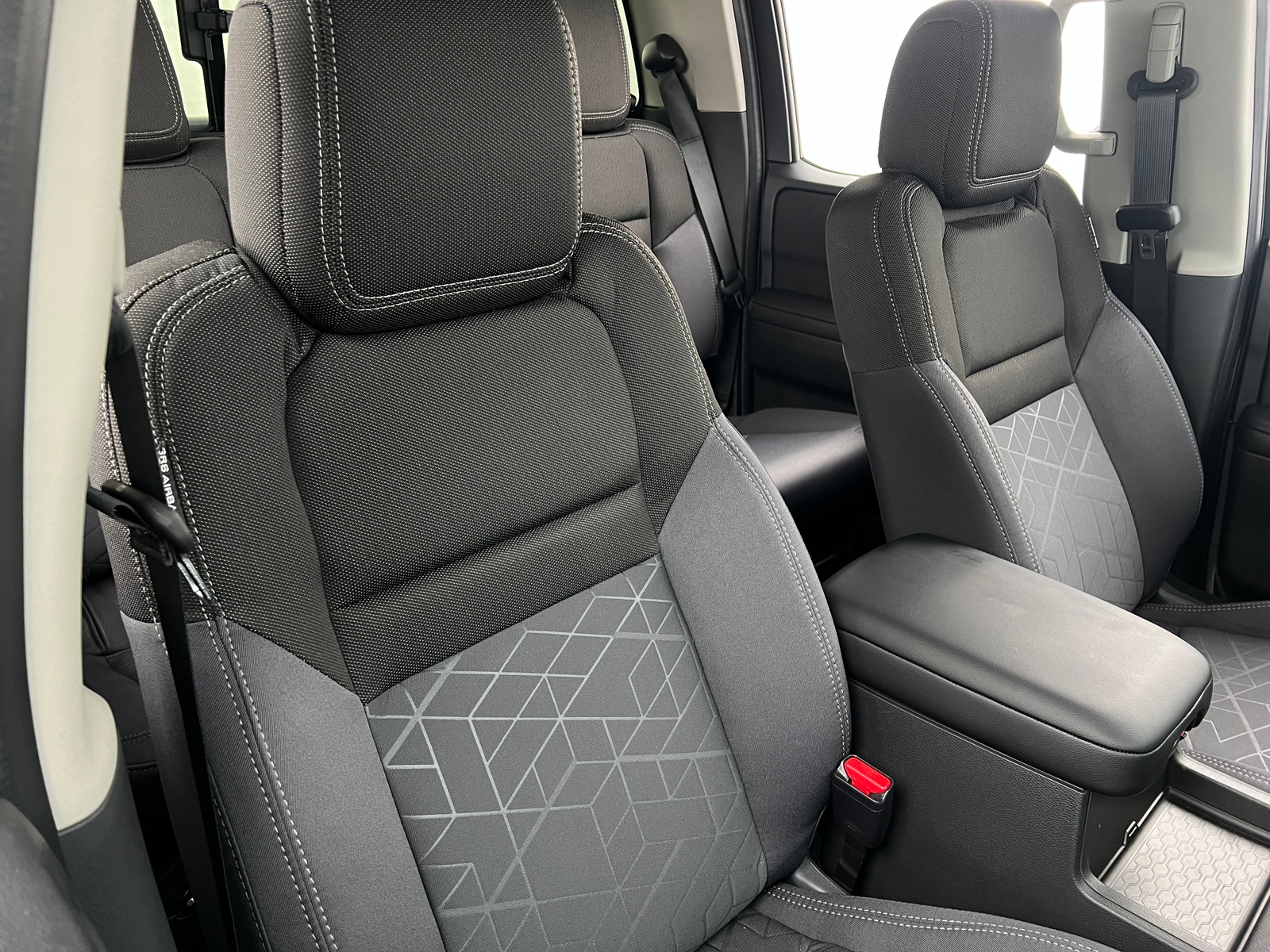 Thumbnail: 2025 Nissan Frontier - 2