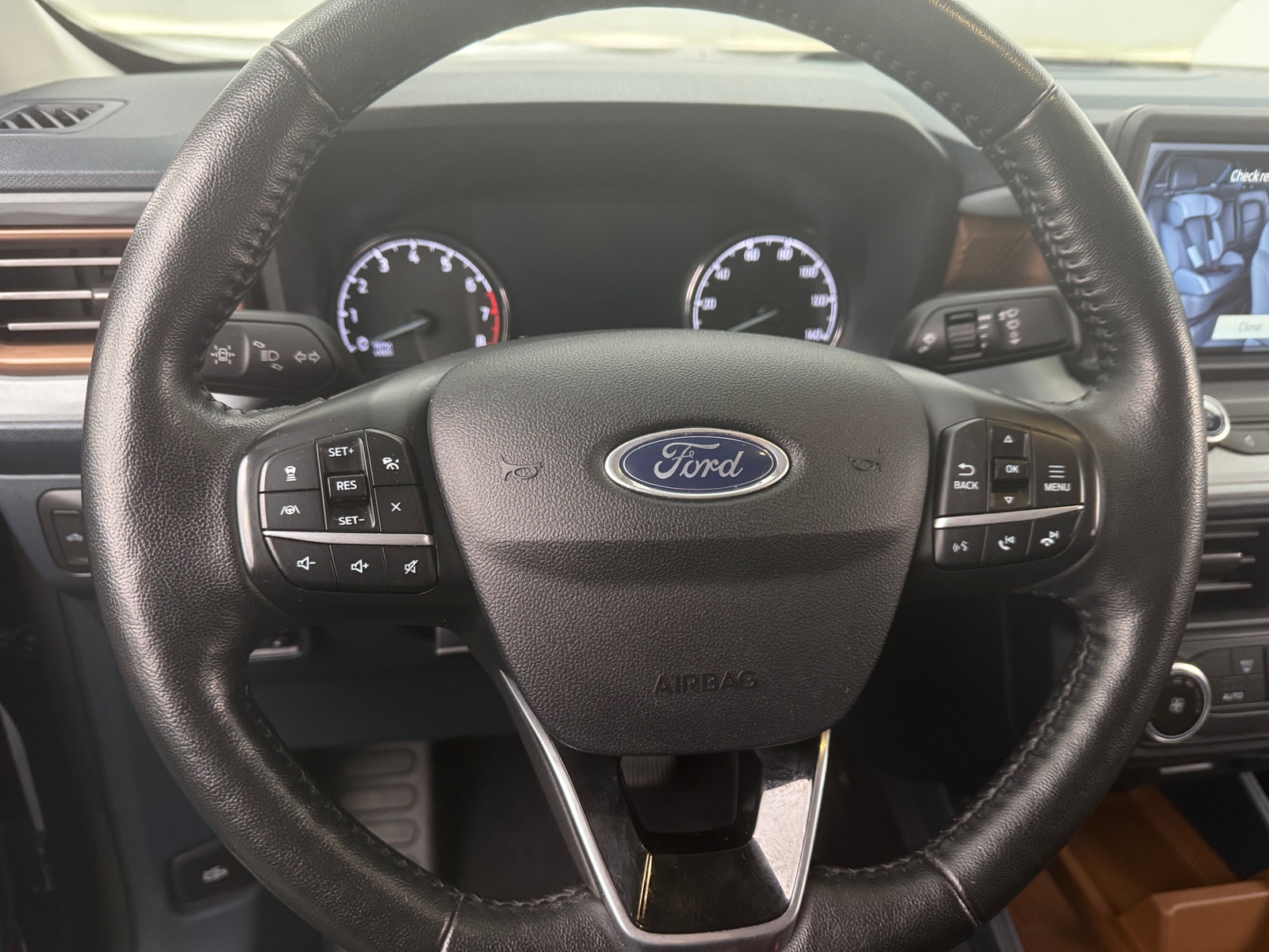 Thumbnail: 2022 Ford Maverick - 5