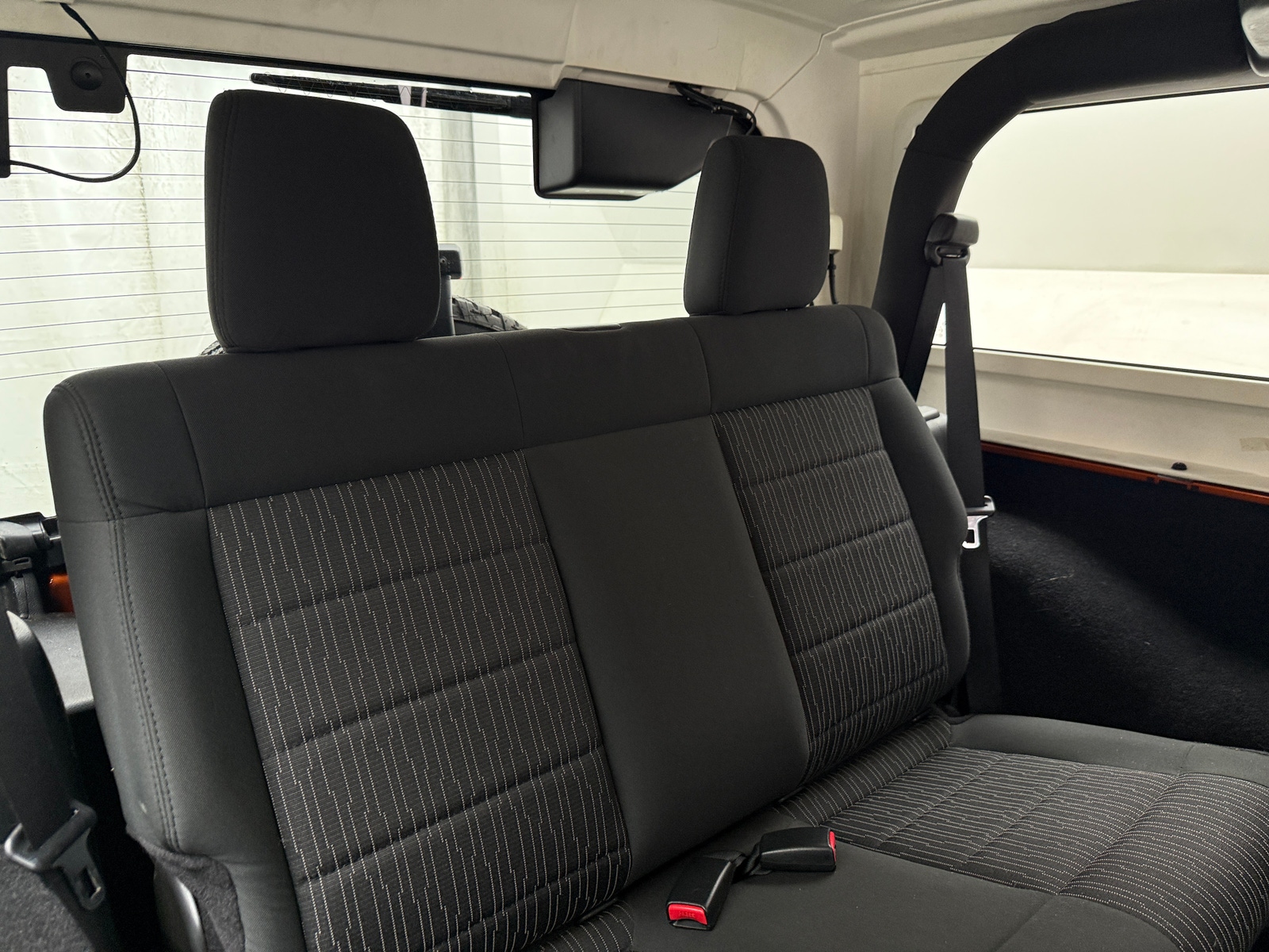 Thumbnail: 2011 Jeep Wrangler - 6