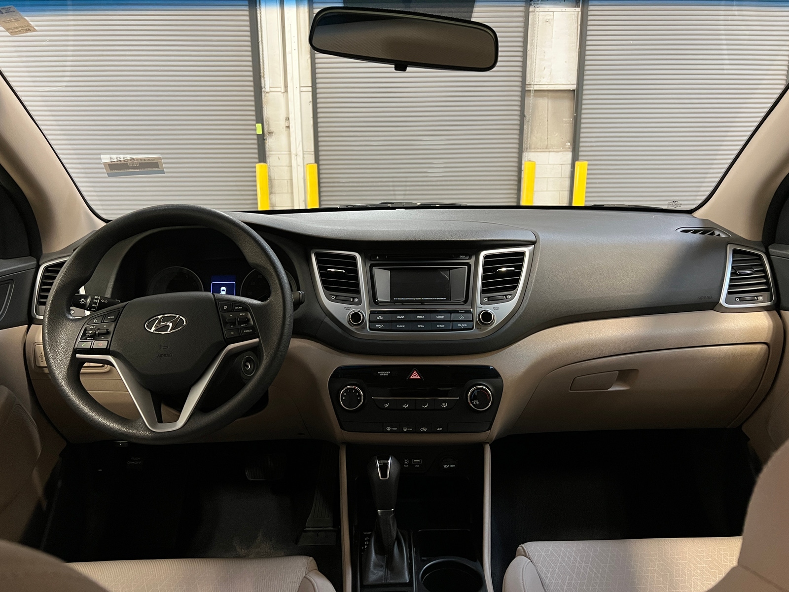 Thumbnail: 2017 Hyundai Tucson - 3