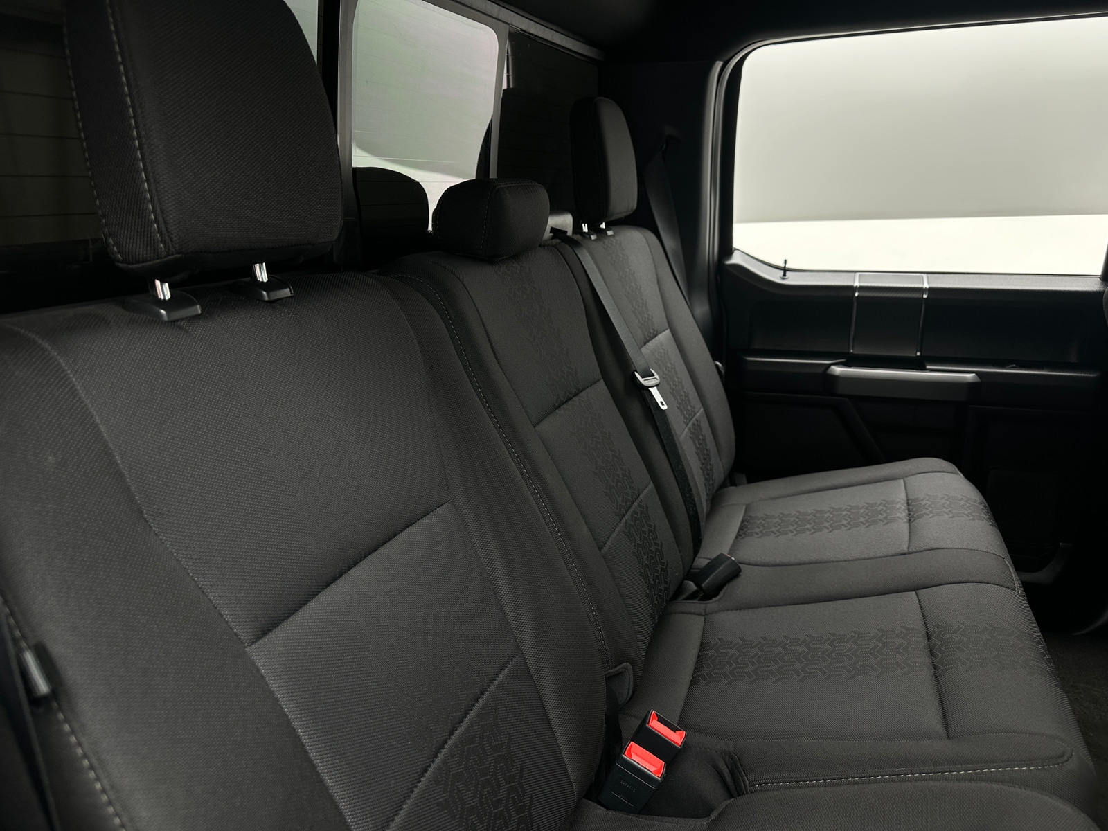 Thumbnail: 2020 Ford Econoline - 6