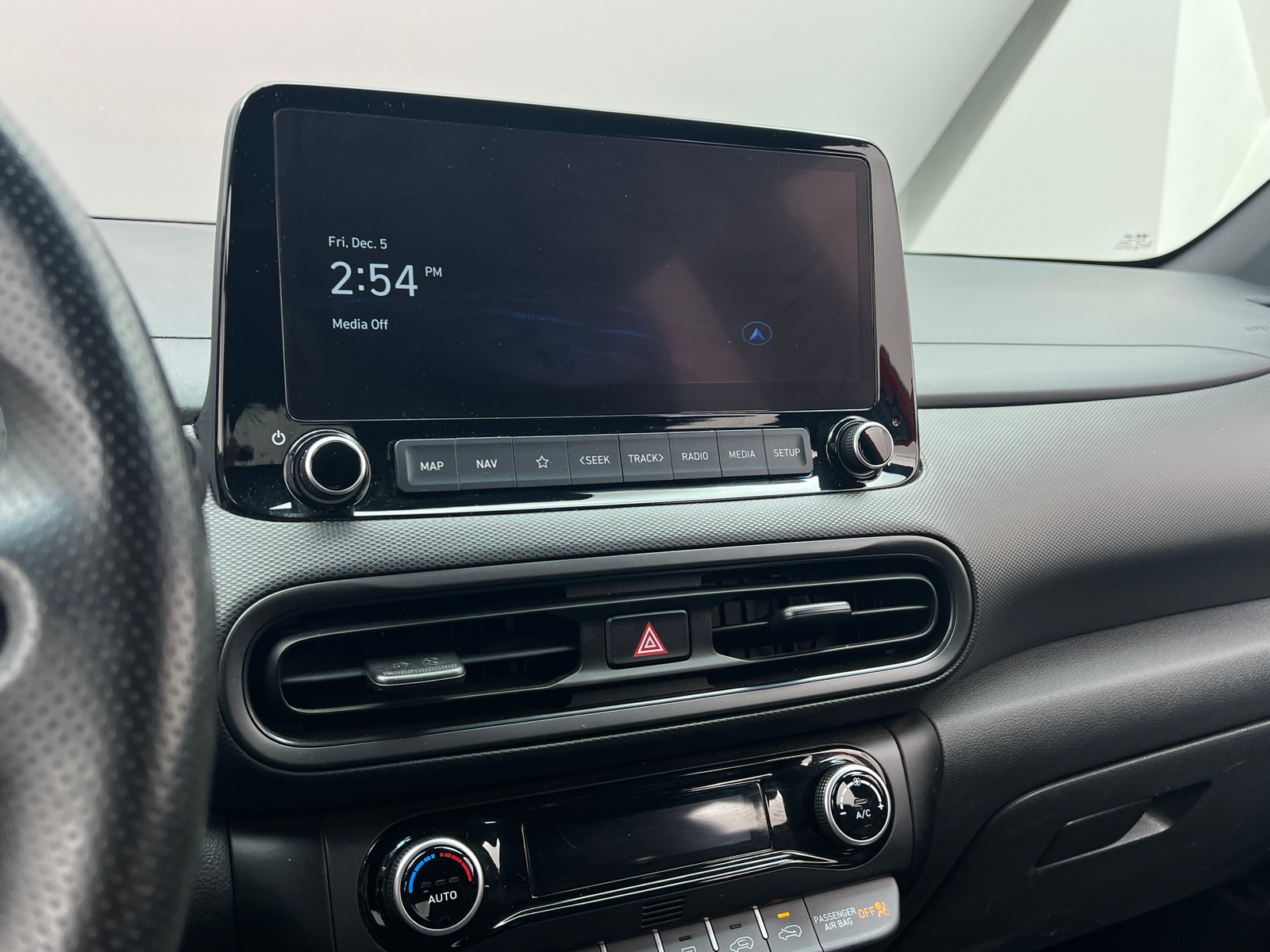 Thumbnail: 2022 Hyundai Kona - 3