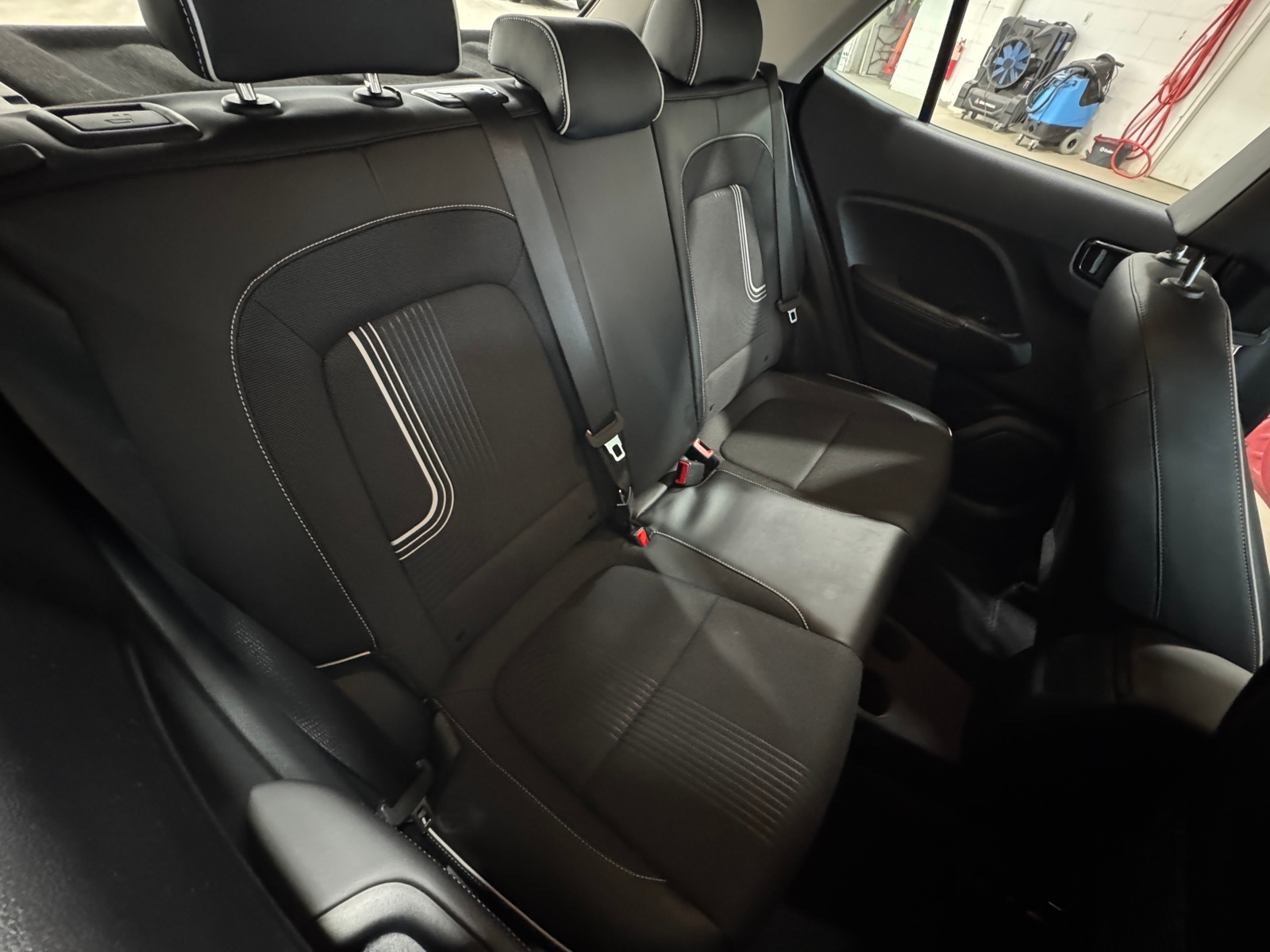 Thumbnail: 2022 Hyundai Venue - 6