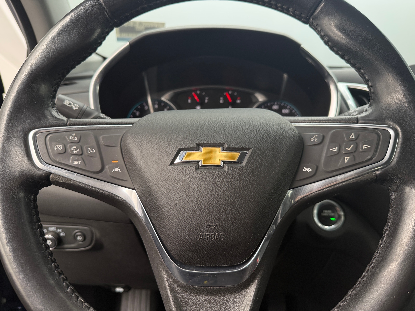 Thumbnail: 2020 Chevrolet Equinox - 5