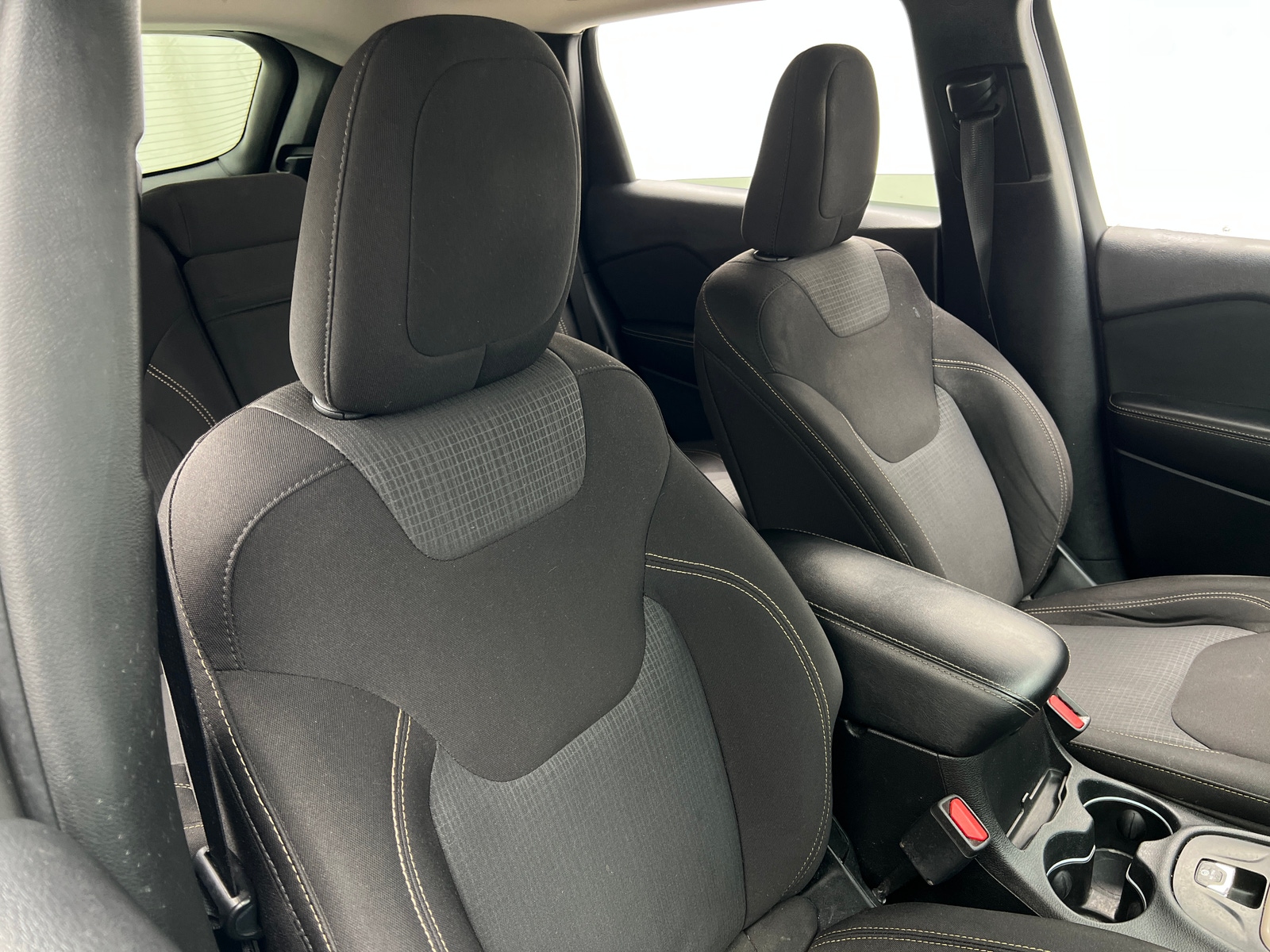 Thumbnail: 2017 Jeep Cherokee - 2