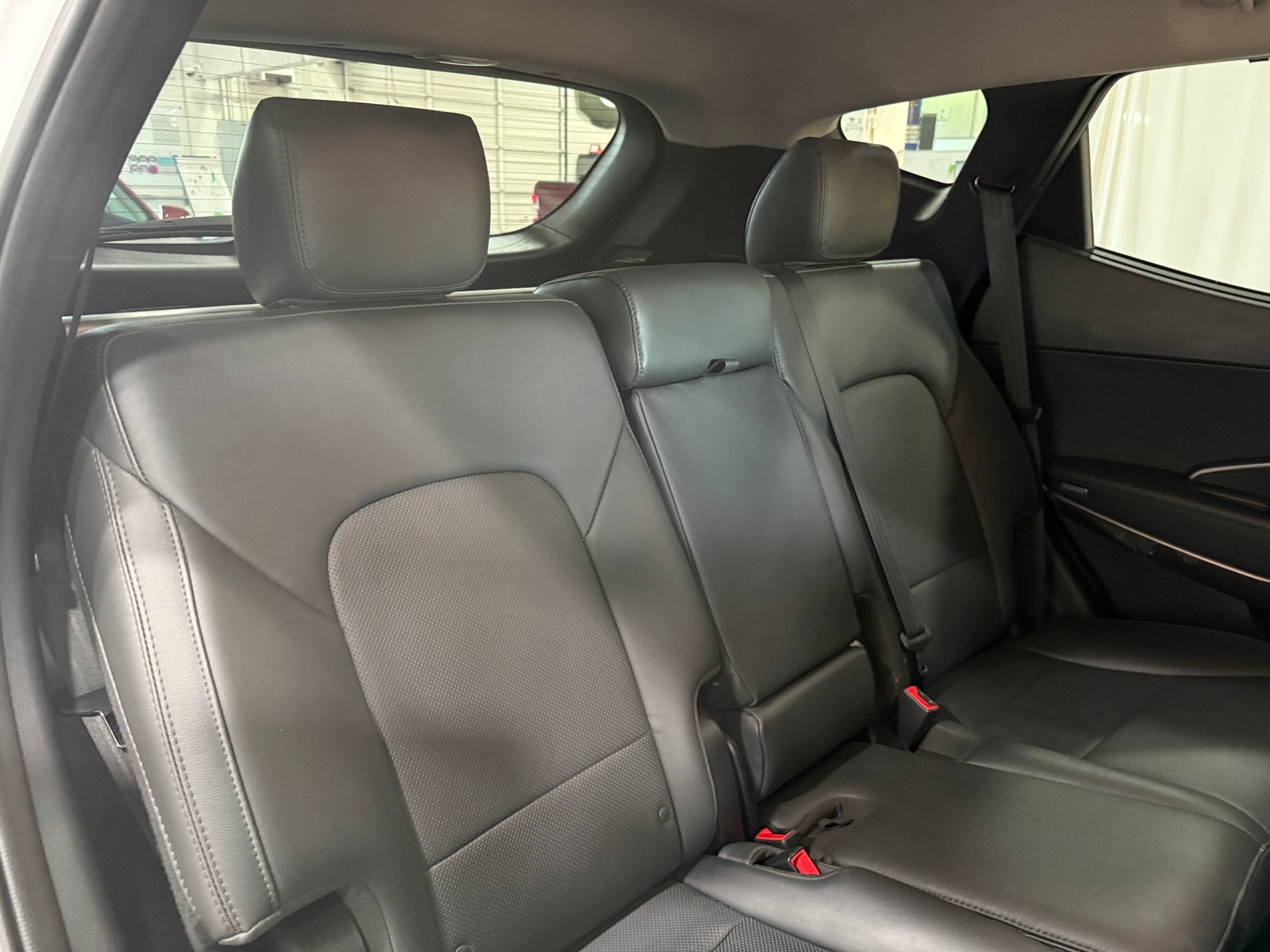 Thumbnail: 2018 Hyundai Santa Fe - 5