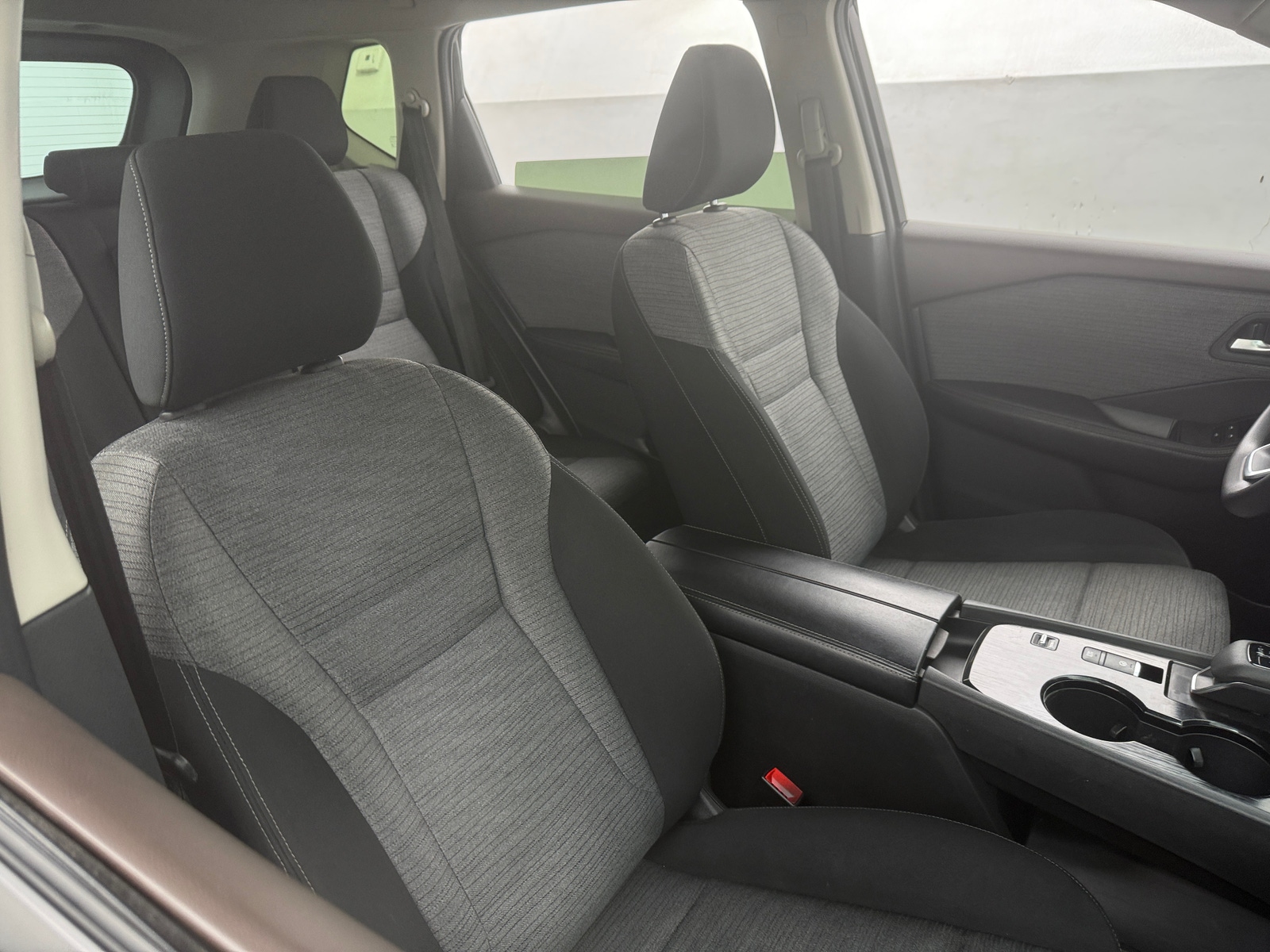 Thumbnail: 2023 Nissan Rogue - 2