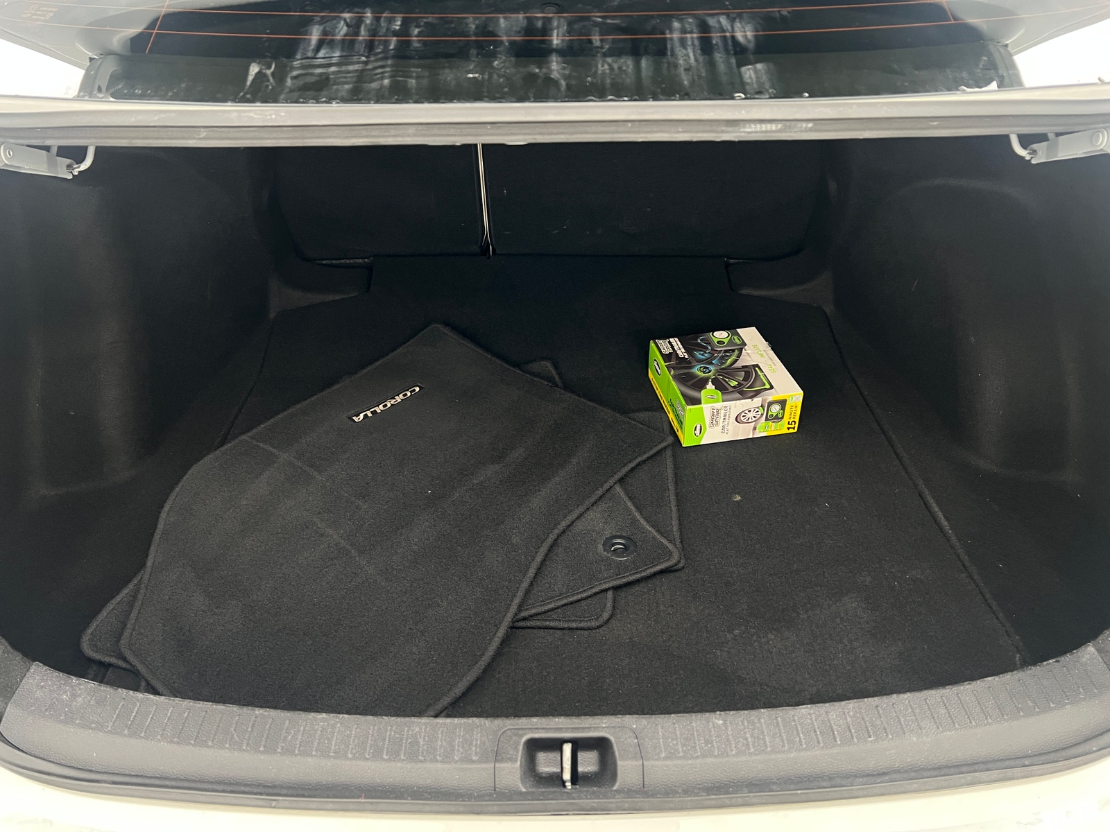 Thumbnail: 2023 Toyota Corolla - 7