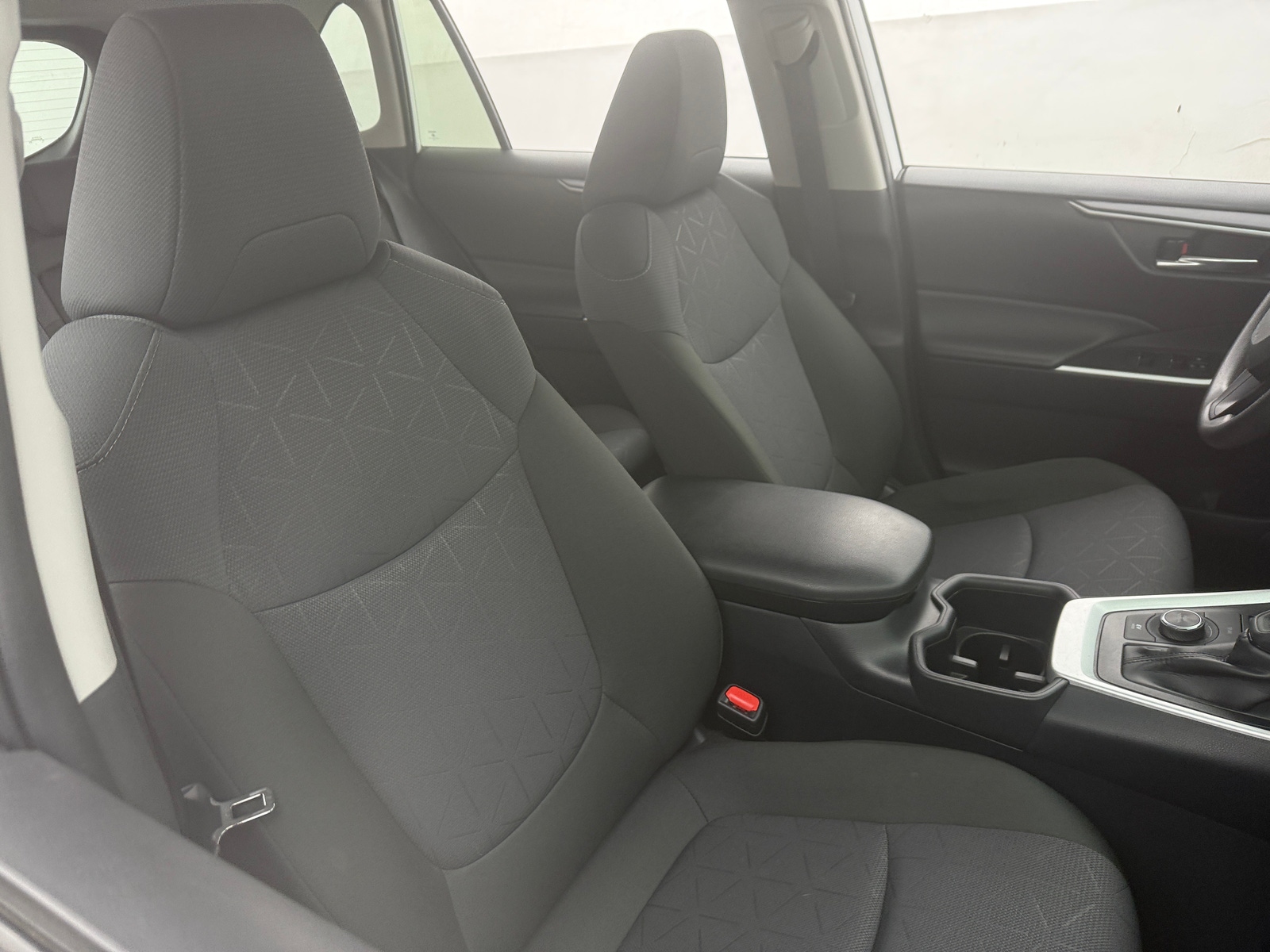 Thumbnail: 2025 Toyota RAV4 - 2