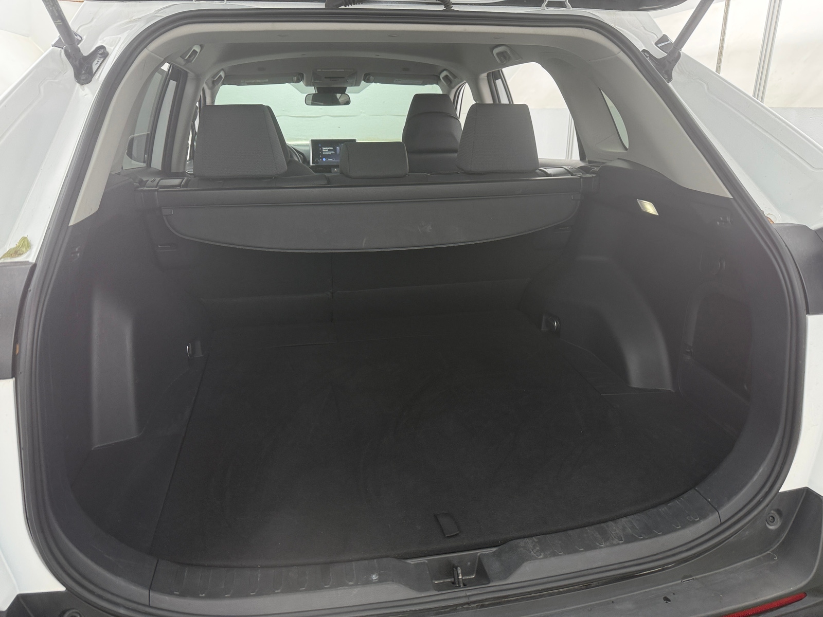 Thumbnail: 2025 Toyota RAV4 - 7