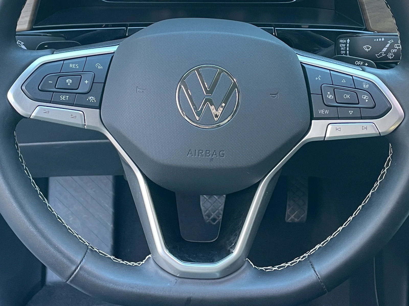 Thumbnail: 2025 Volkswagen Atlas - 4