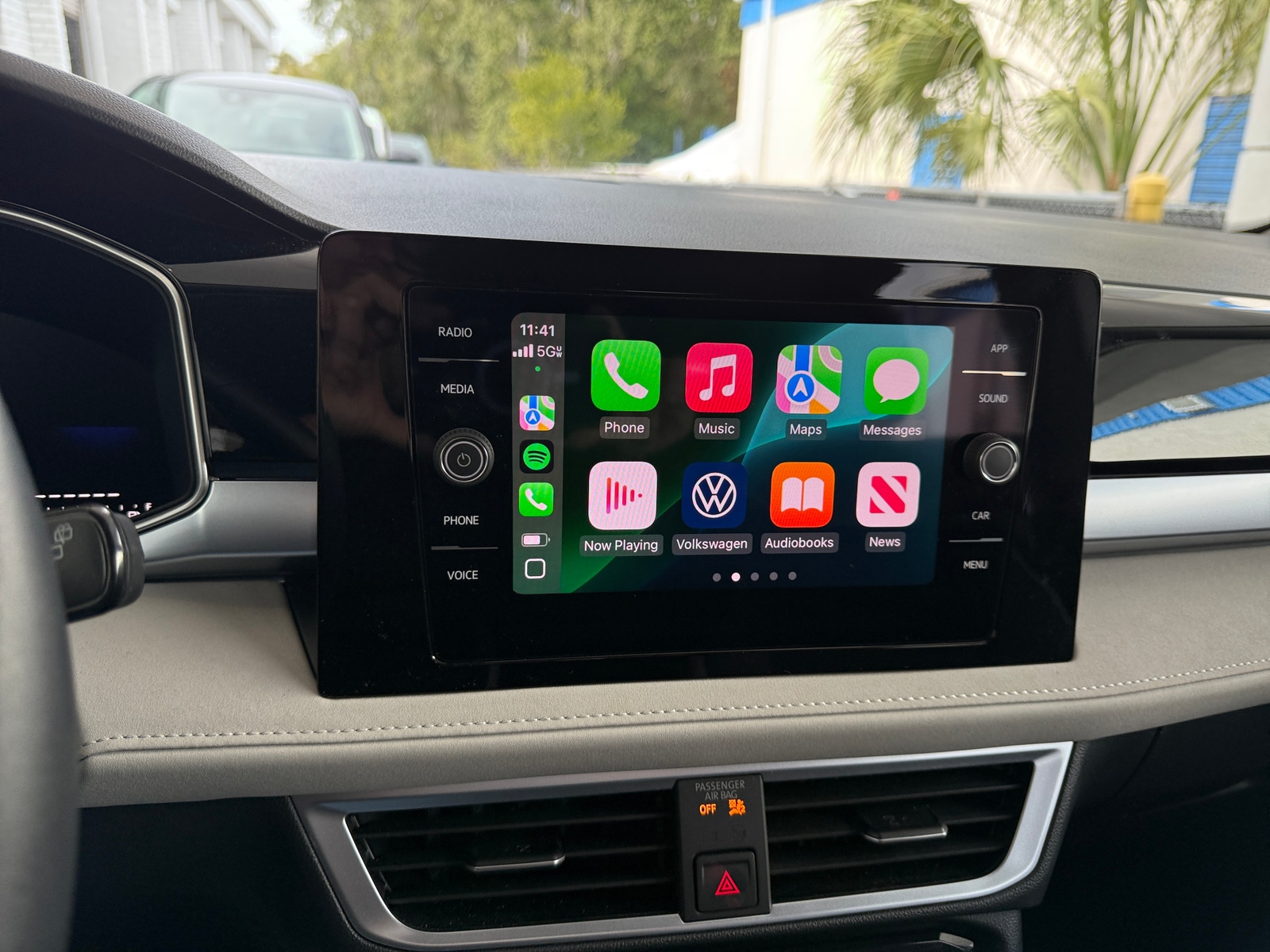 Thumbnail: 2025 Volkswagen Taos - 4