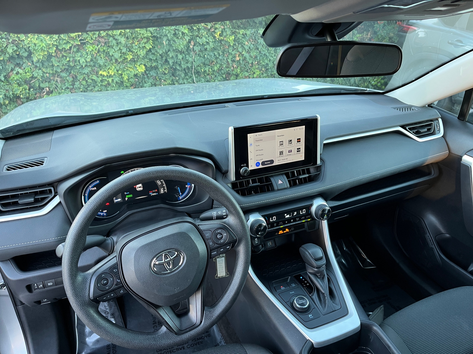 Thumbnail: 2025 Toyota RAV4 - 3