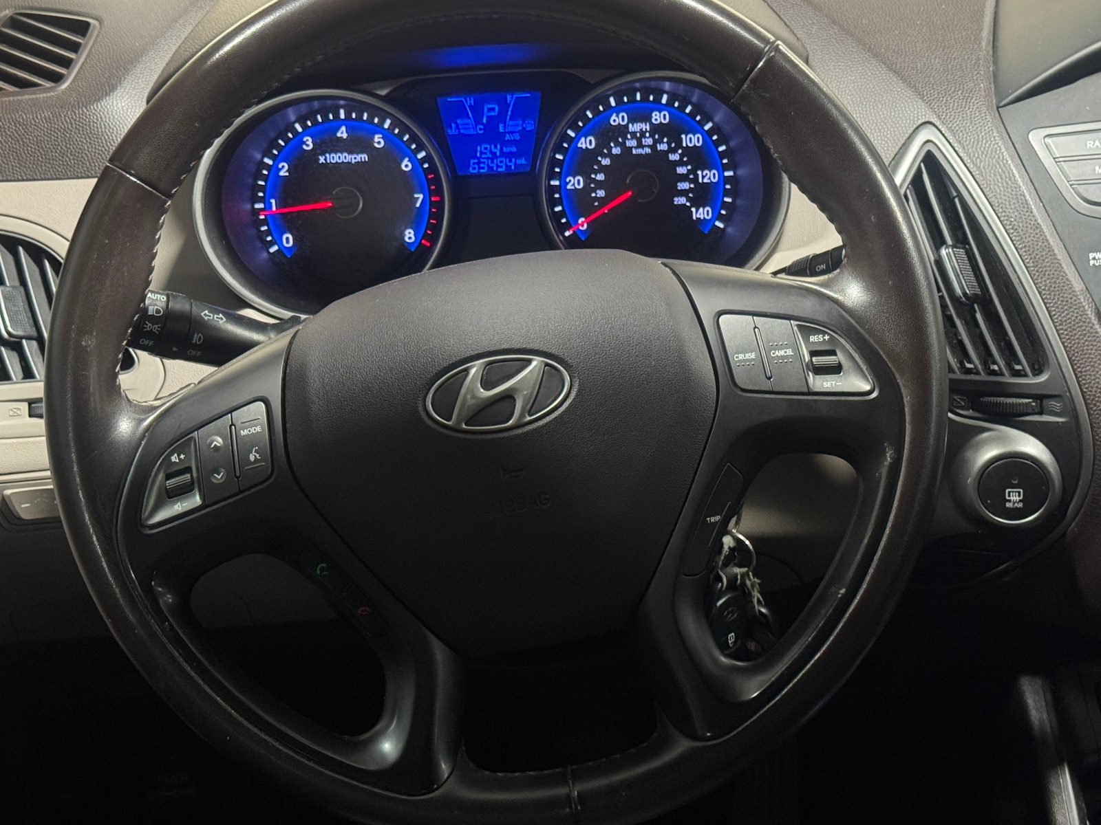 Thumbnail: 2015 Hyundai Tucson - 4