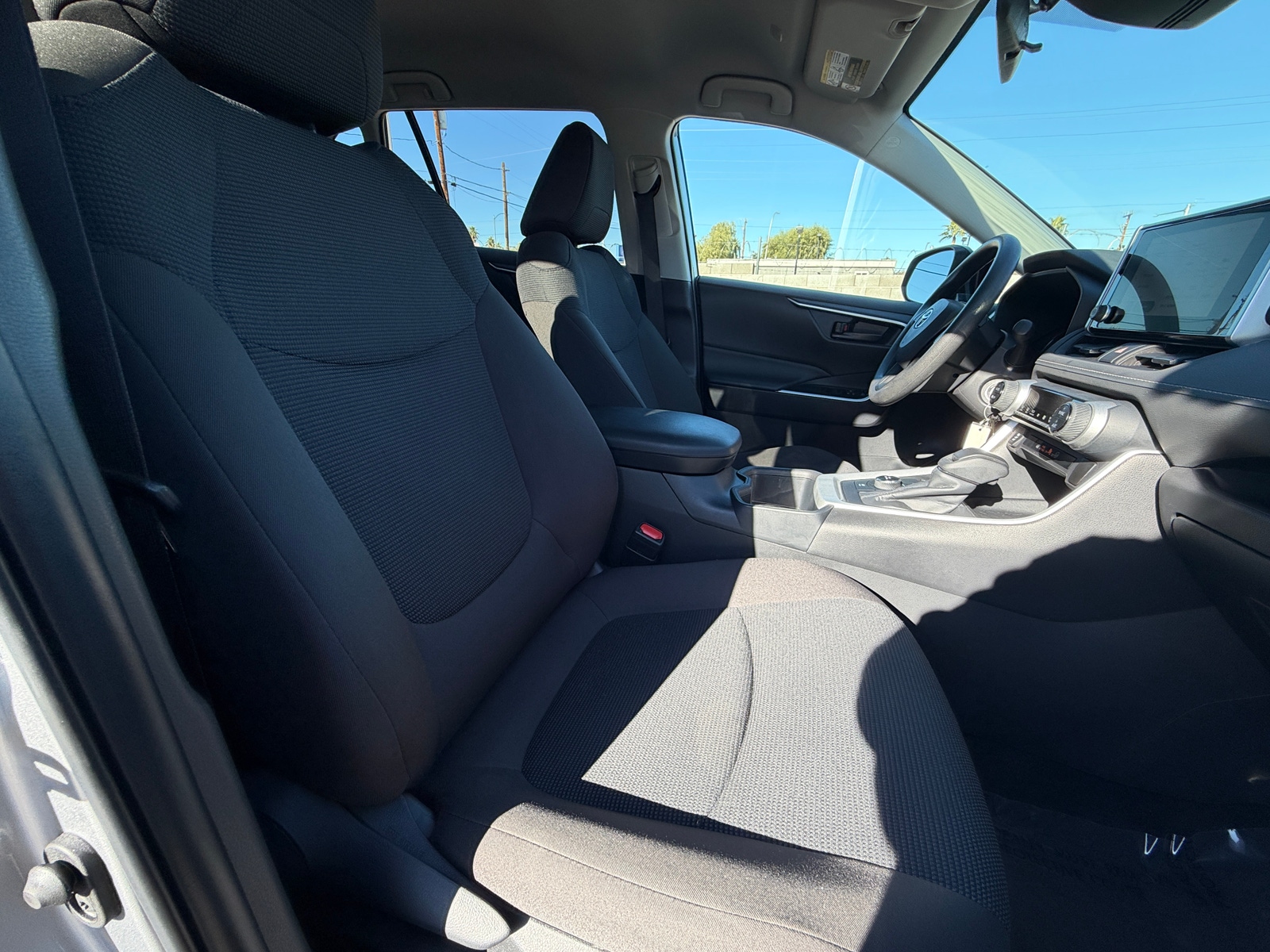 Thumbnail: 2025 Toyota RAV4 - 2