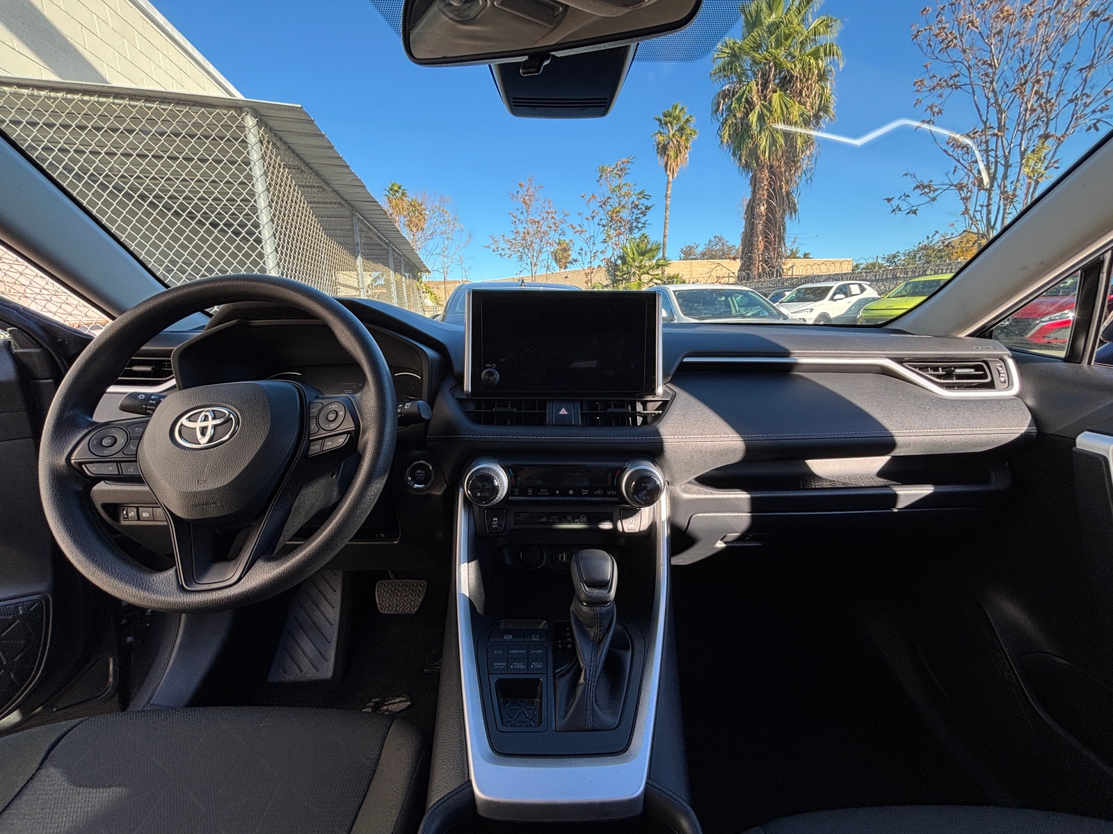 Thumbnail: 2025 Toyota RAV4 - 3