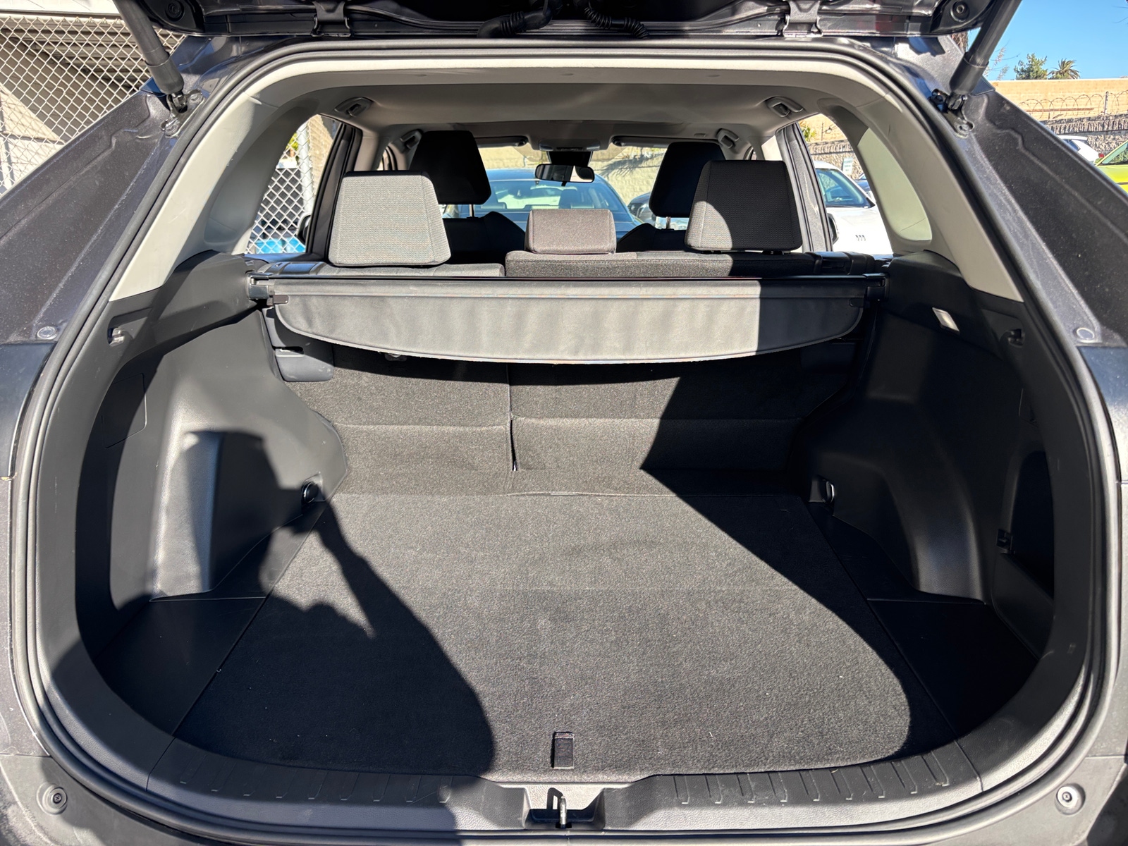 Thumbnail: 2025 Toyota RAV4 - 6