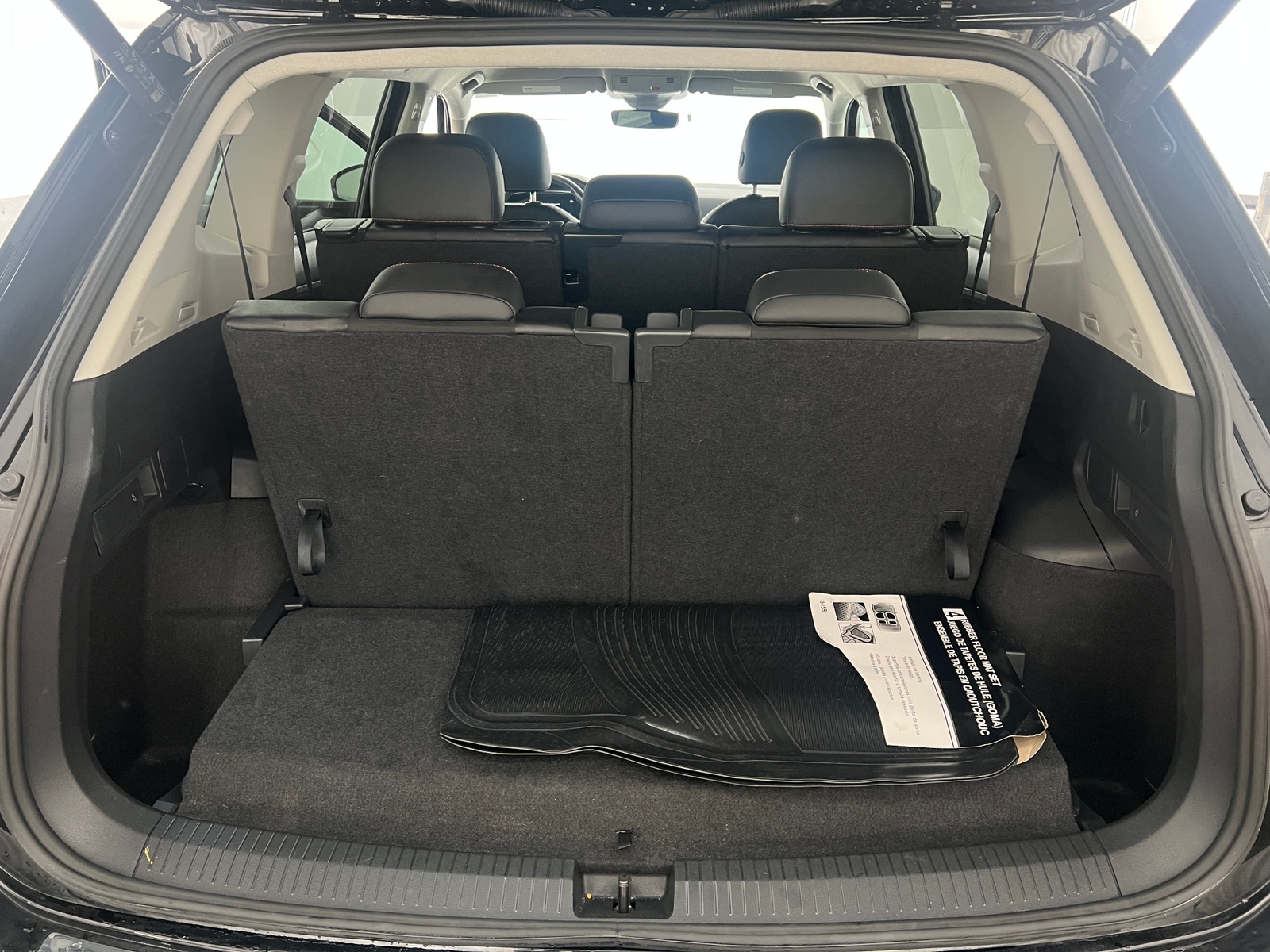 Thumbnail: 2024 Volkswagen Tiguan - 6