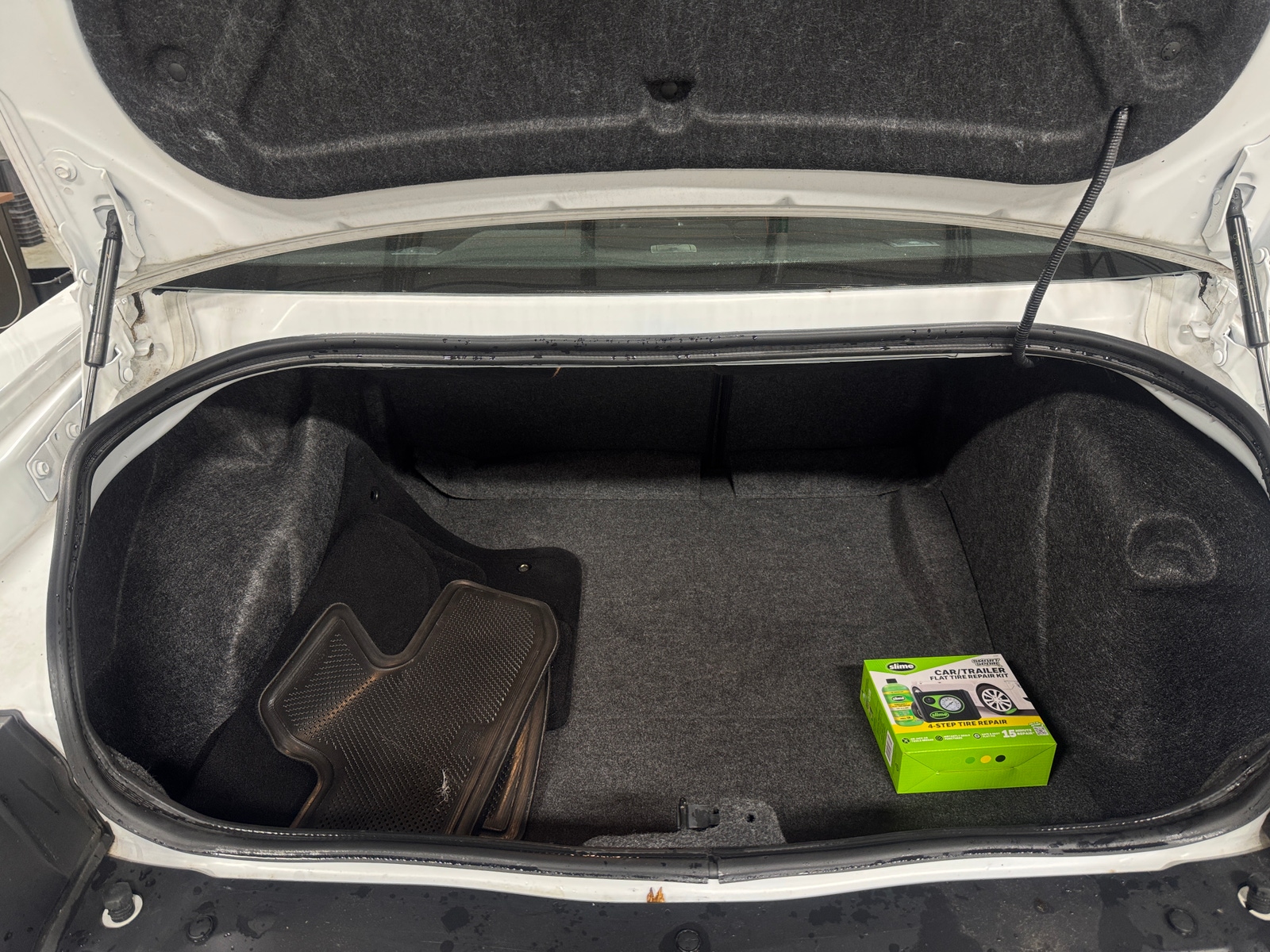 Thumbnail: 2022 Dodge Challenger - 6