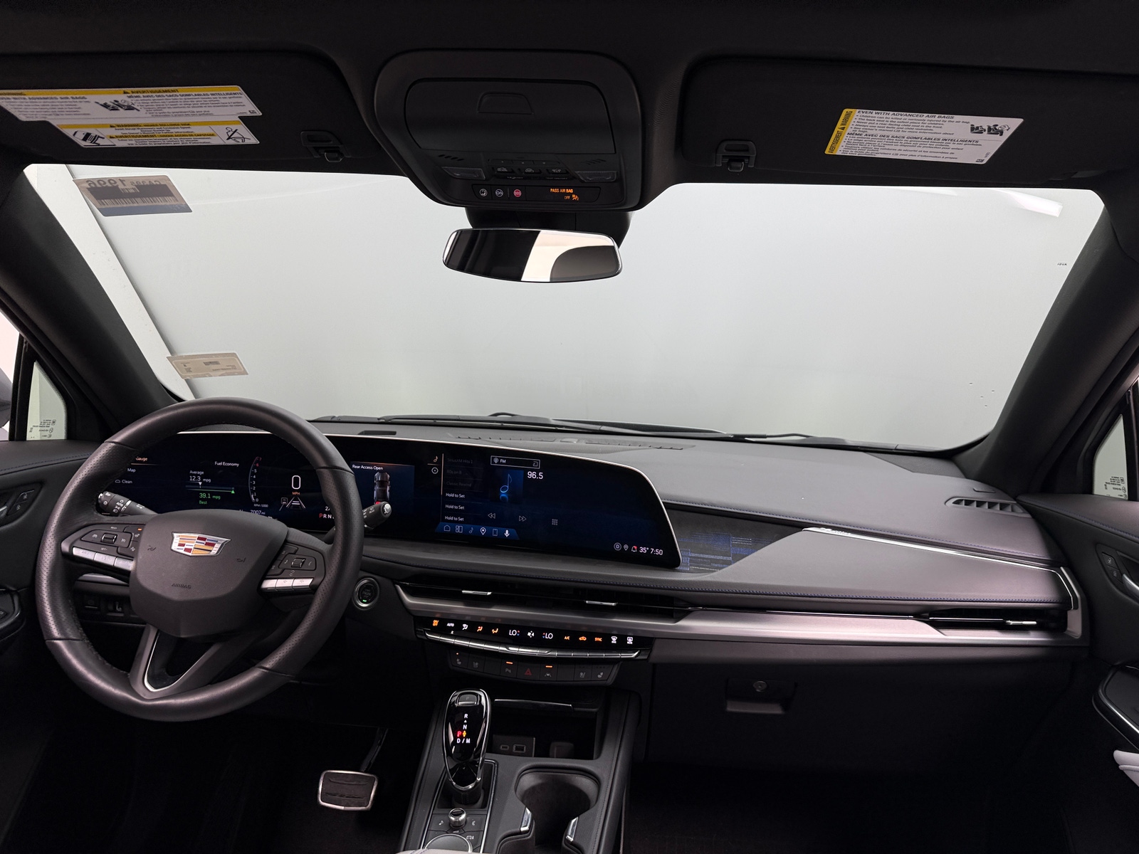 Thumbnail: 2025 Cadillac XT4 - 2