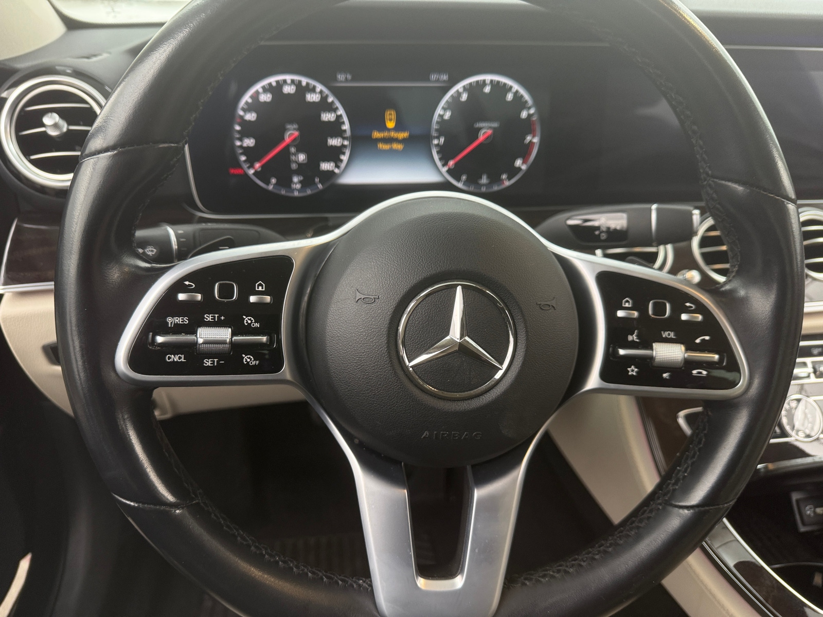 Thumbnail: 2020 Mercedes-Benz E-Class - 4