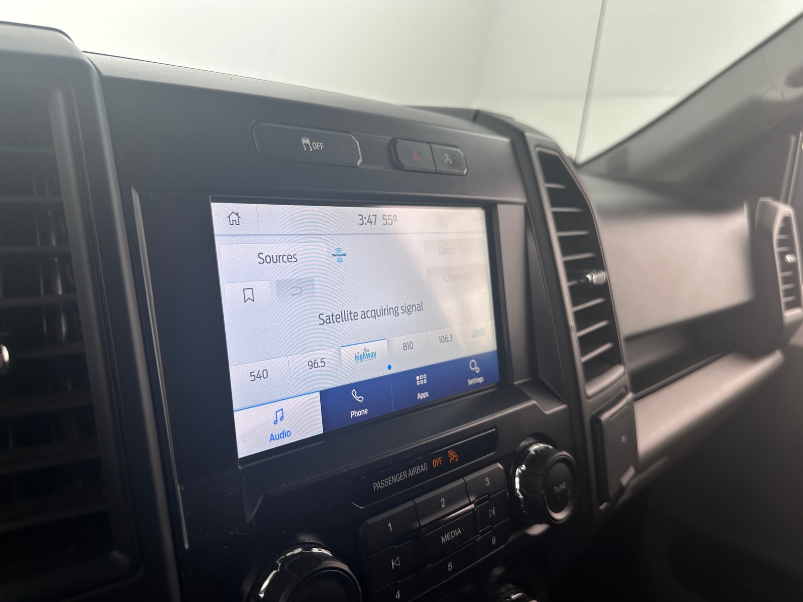 Thumbnail: 2020 Ford Econoline - 4