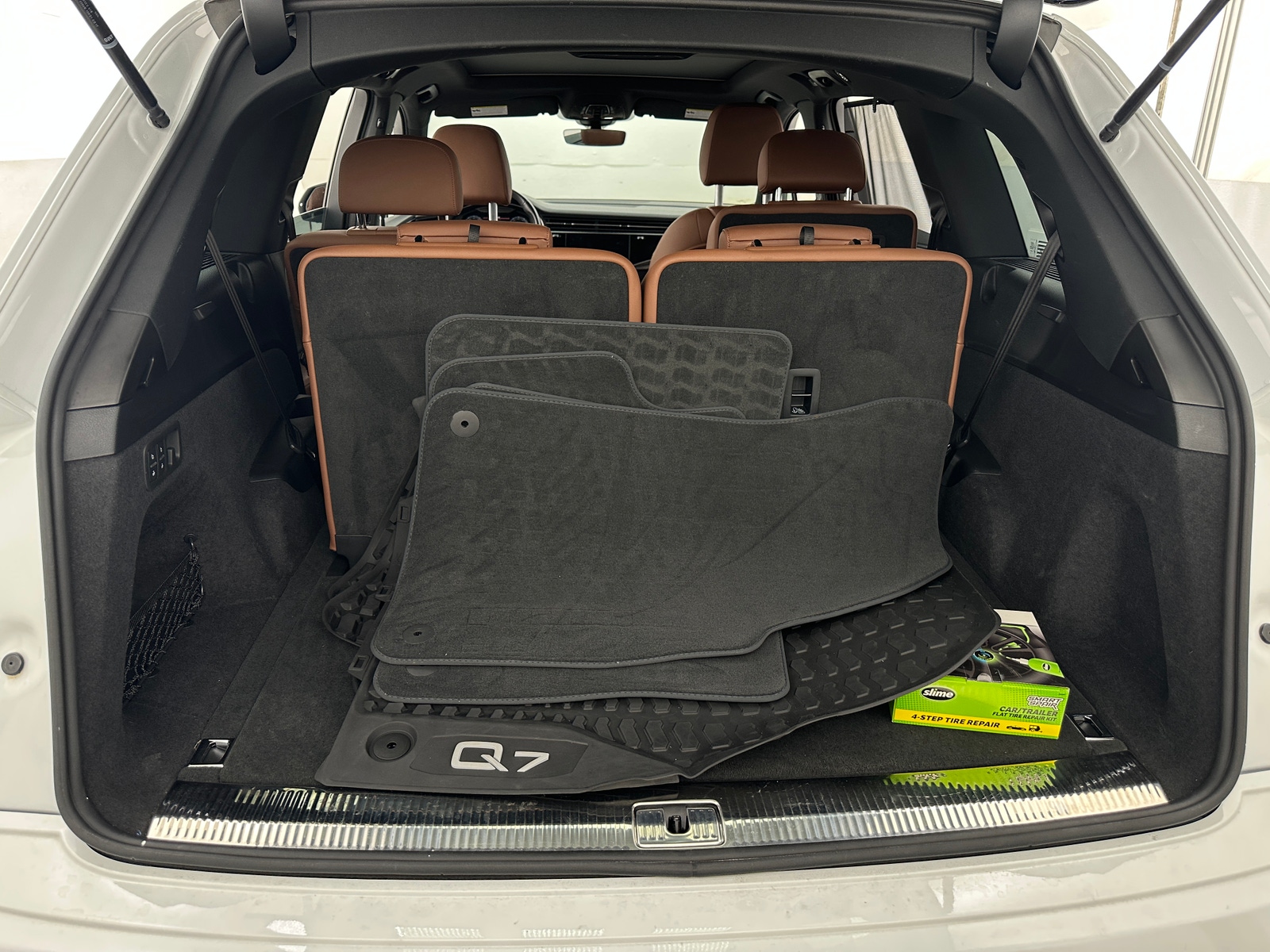 Thumbnail: 2021 Audi Q7 - 6